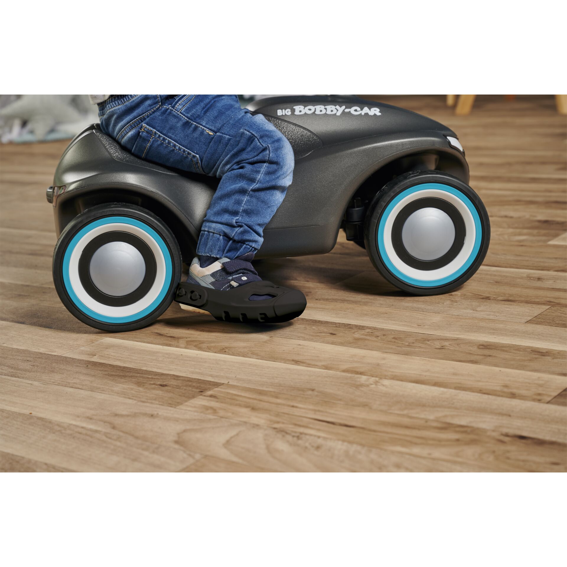 Bekleidung, Hosen, Schuh, Holz, Rad