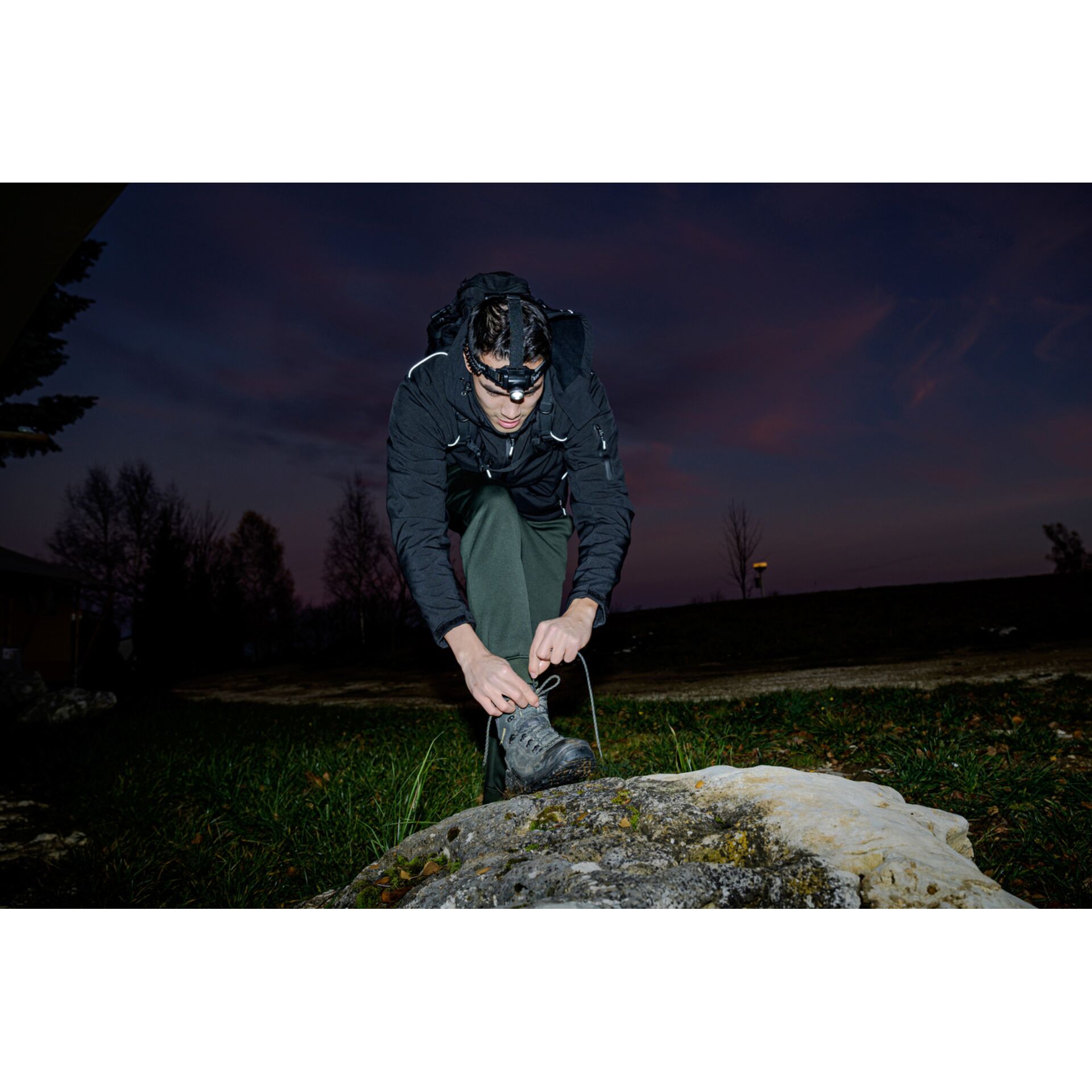 Mantel, Jacke, Rock, Finger, Gras