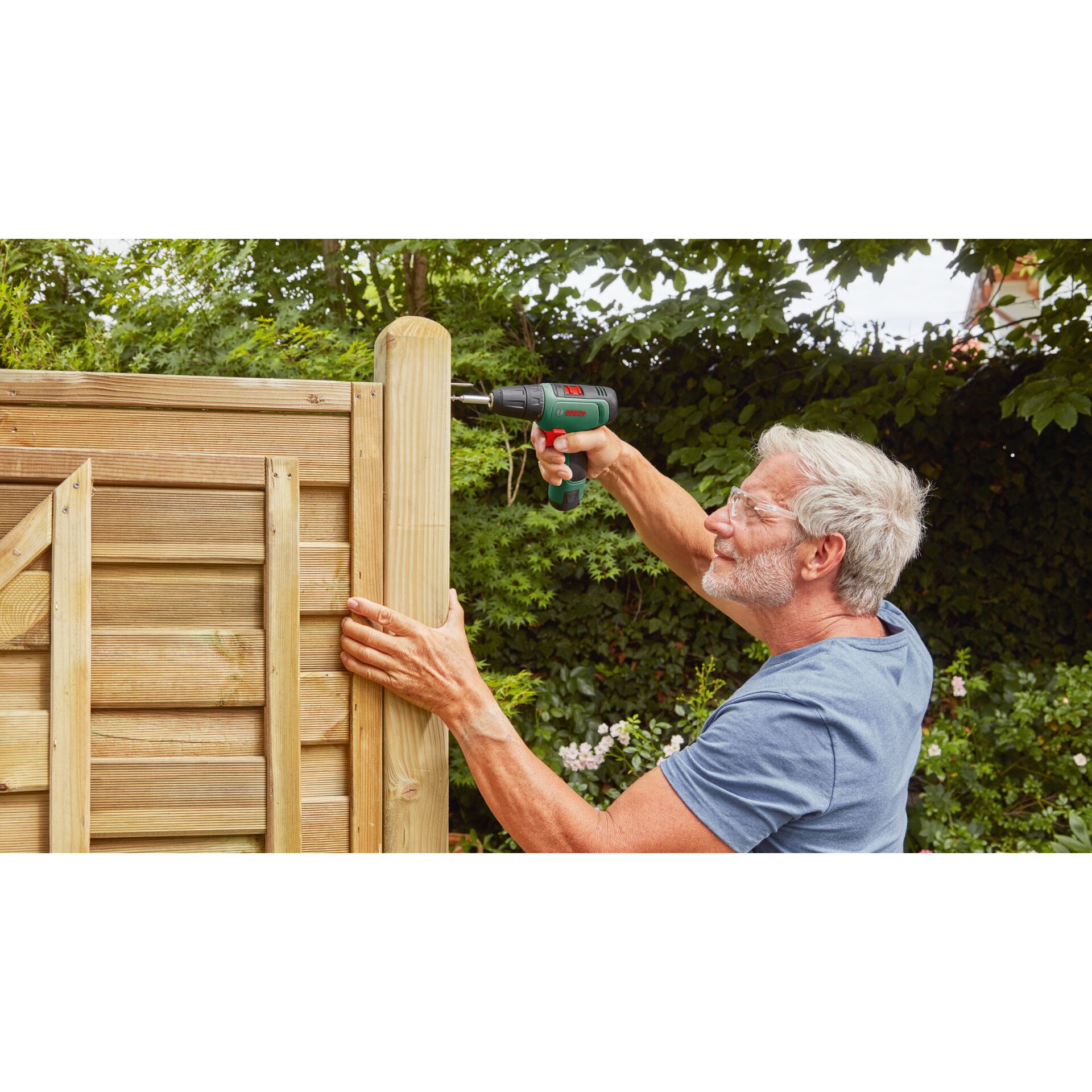 Drinnen, Innenarchitektur, Elektrische Bohrmaschine, Werkzeug, Holz