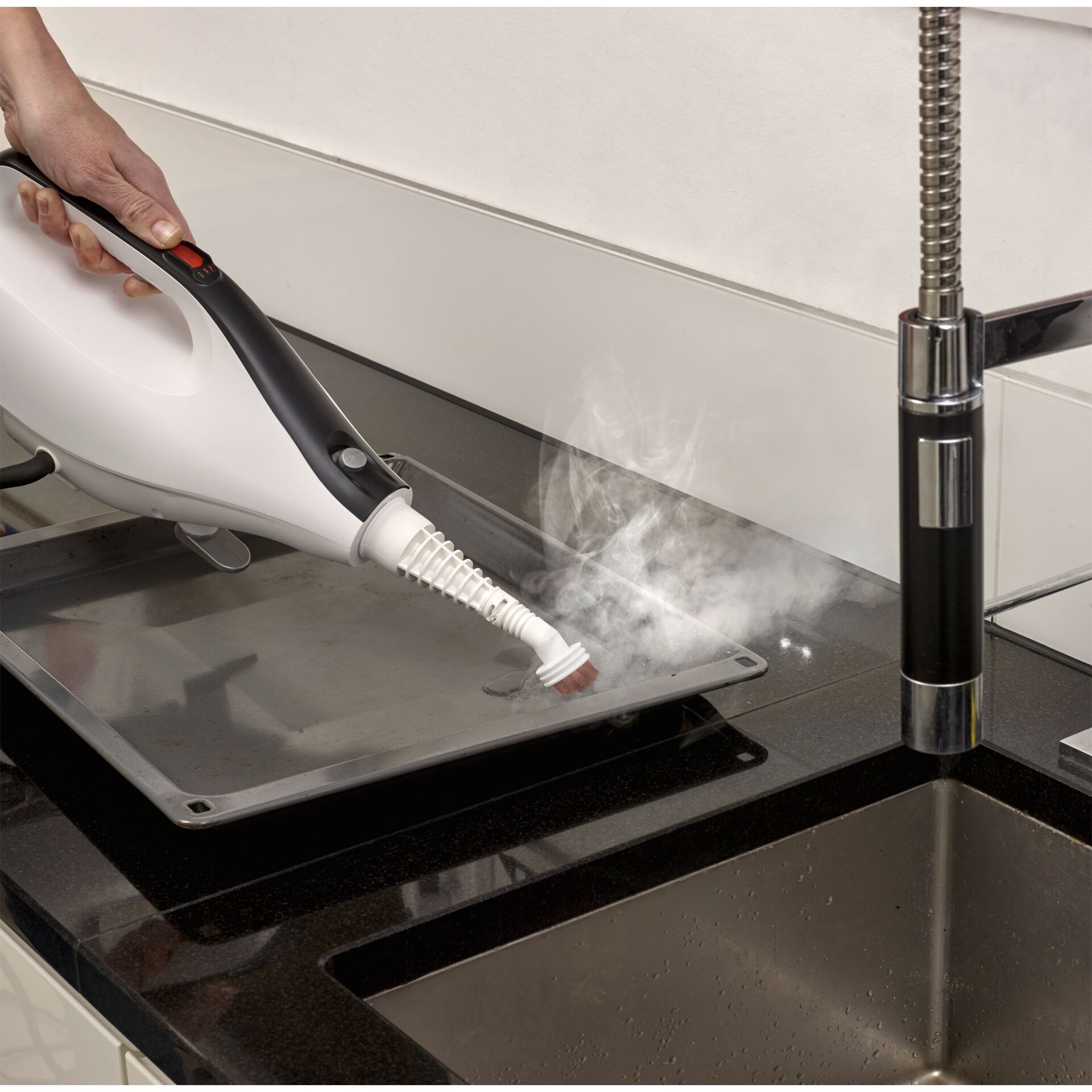 Sinken, Waschbeckenhahn