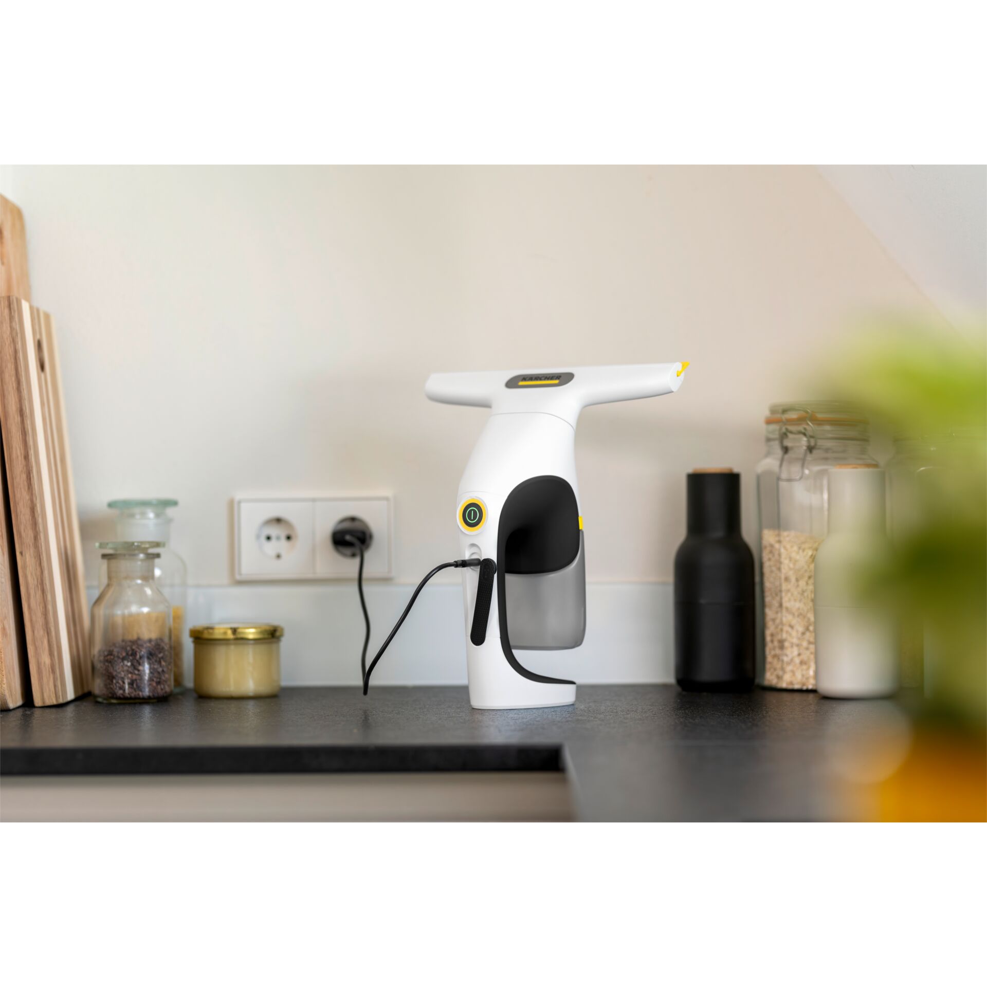 Dampfreiniger, Kammergerät, Kabelgebunden, weiße Farbe, Haushaltsgerät