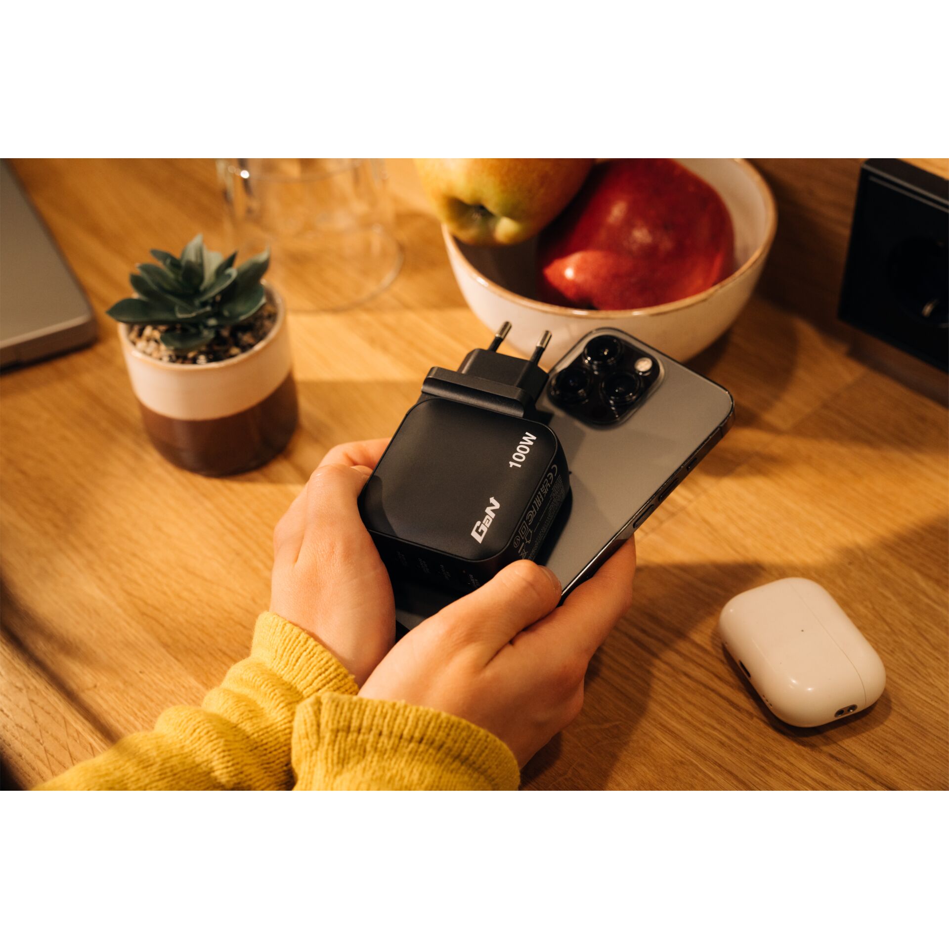 Pflanze, Apfel, Computerausrüstung, Tabelle, Telefon