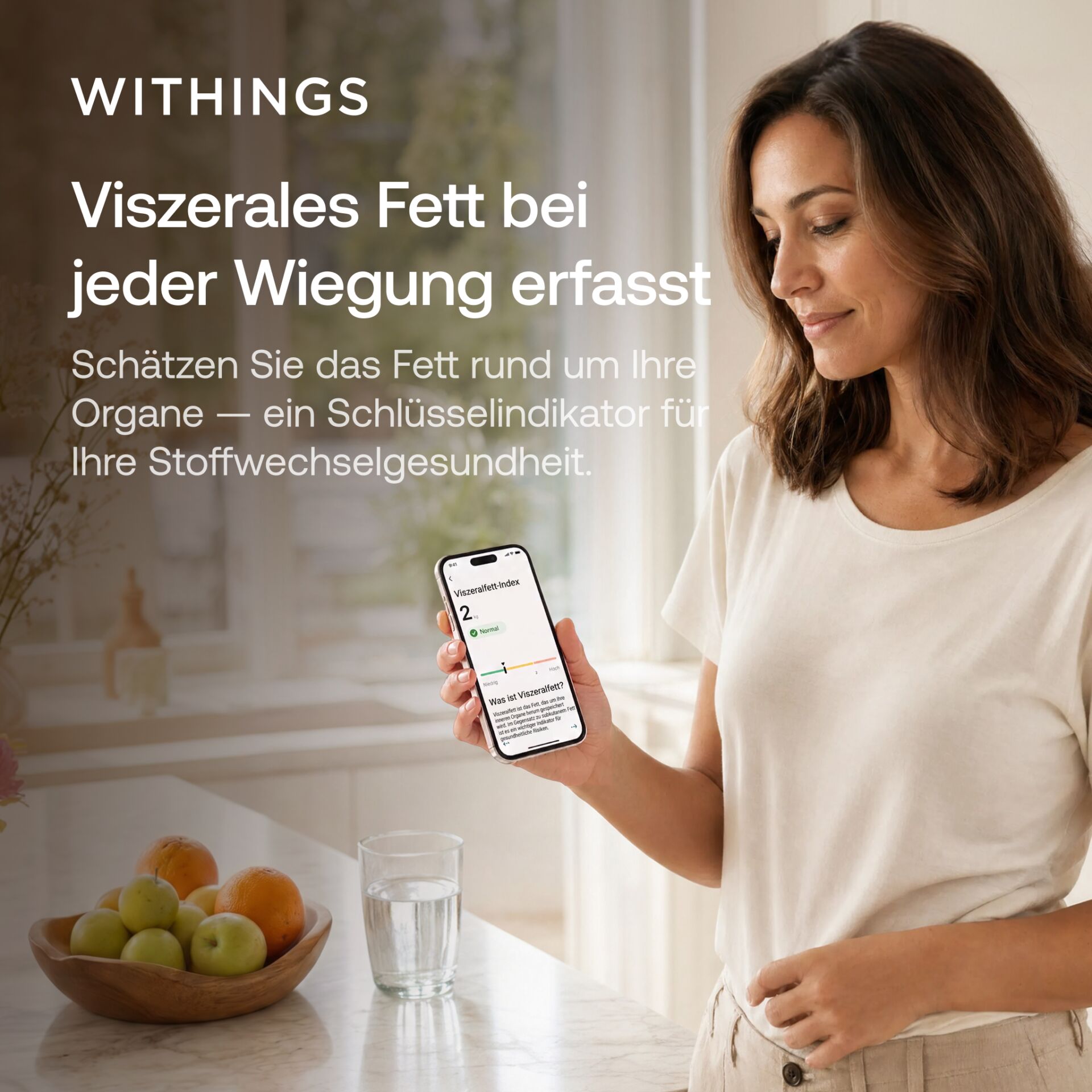 Person, Arm, Kurze Hosen, Visitenkarte, Werbung, Smartphone, Gesundheits-App, Diabetes-Überwachung, Visuelle Anzeige, Benutzeroberfläche
