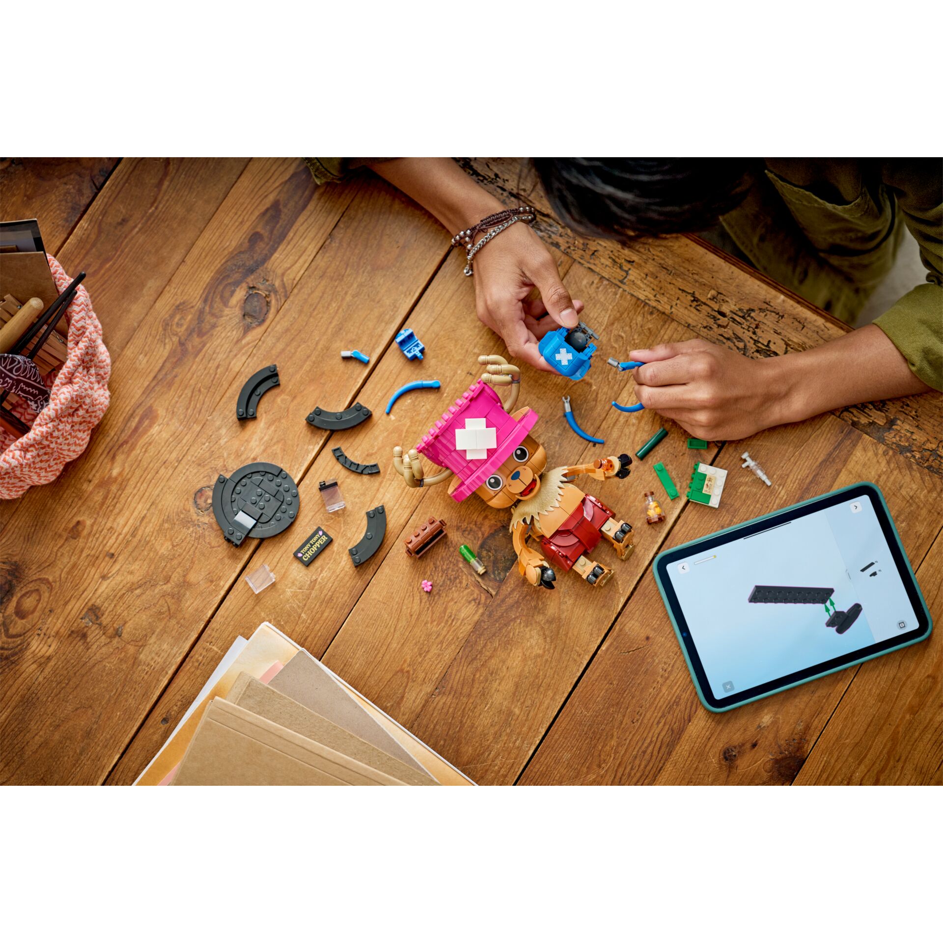 Spielzeug, Konstruktionsbausteine, Lego-ähnlich, Figur, Tablet