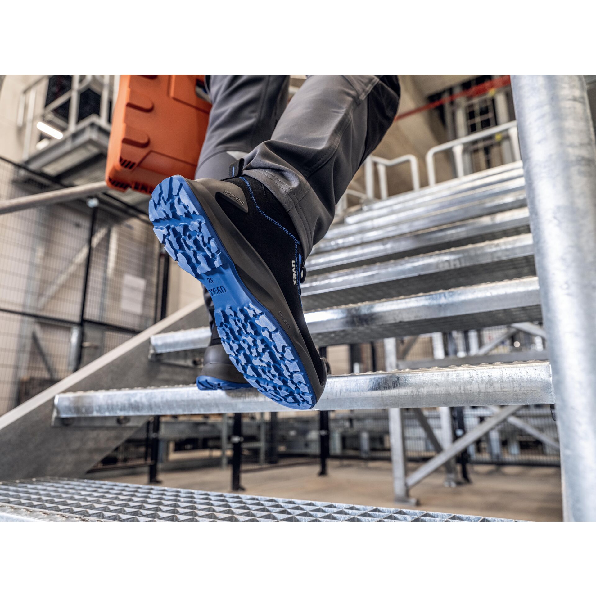 Bekleidung, Schuhwerk, Schuh, Sneaker, Person