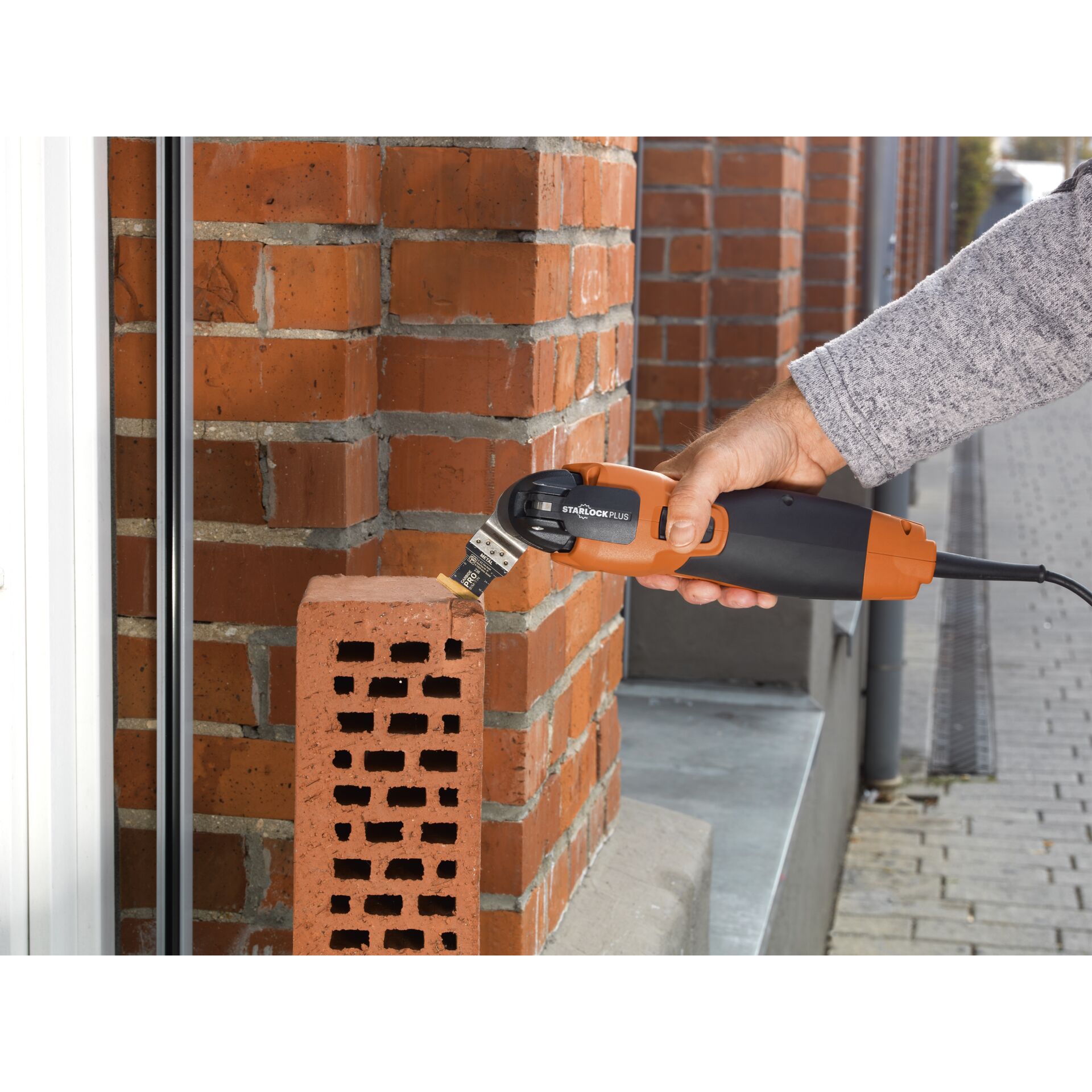 Elektrische Bohrmaschine, Werkzeug, Ziegelstein, Drinnen, Innenarchitektur