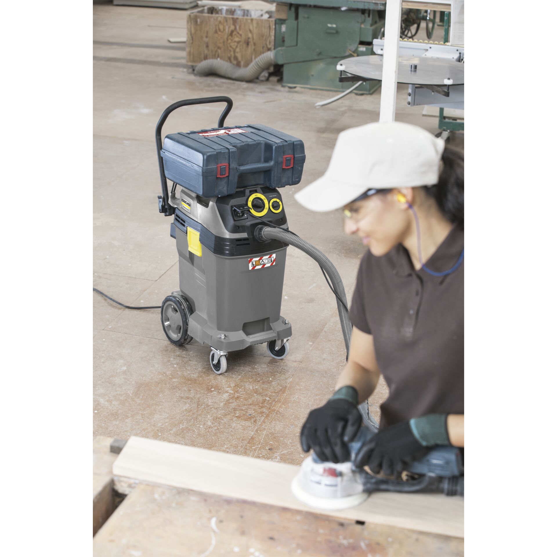 Bekleidung, Handschuh, Person, Hut