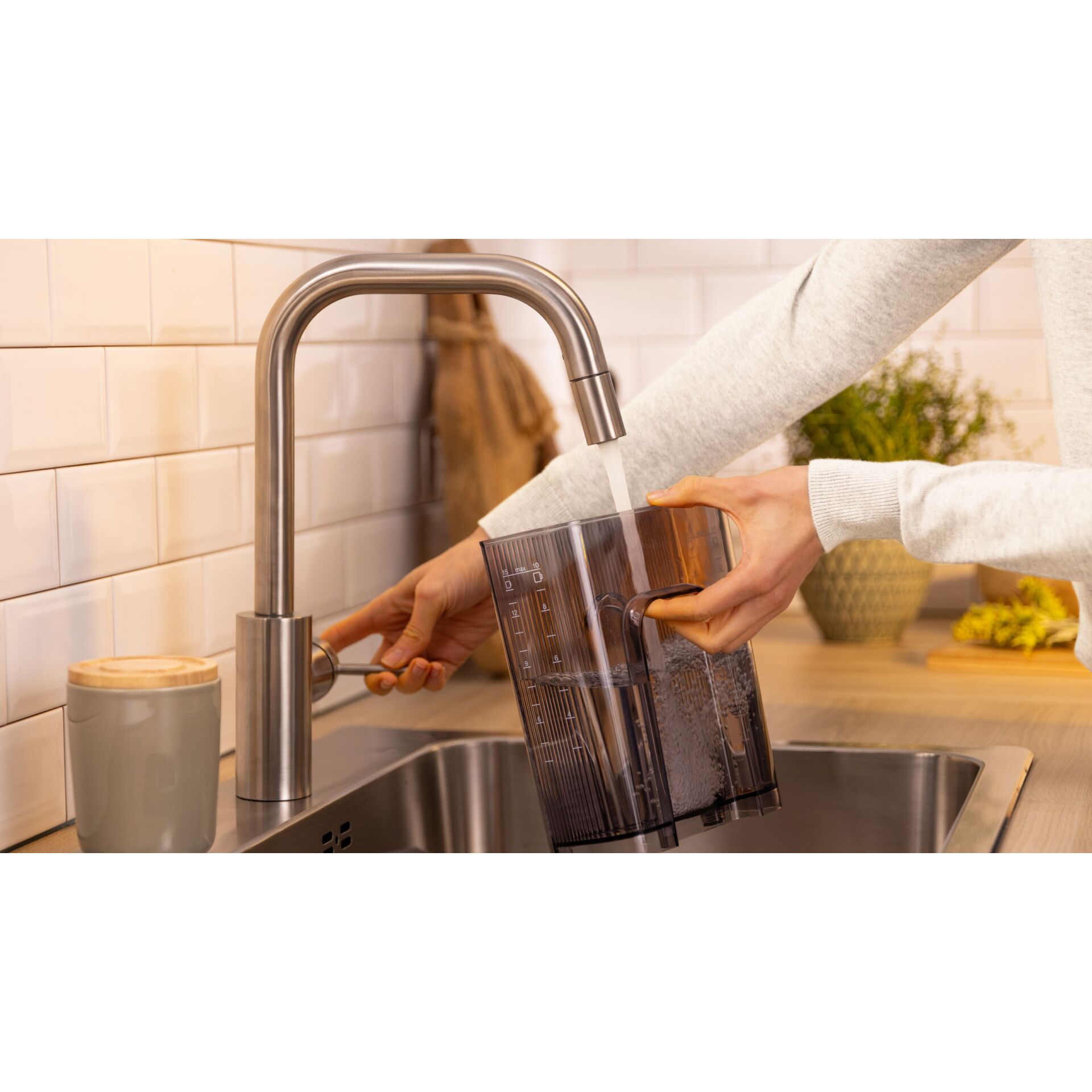 Sinken, Waschbeckenhahn