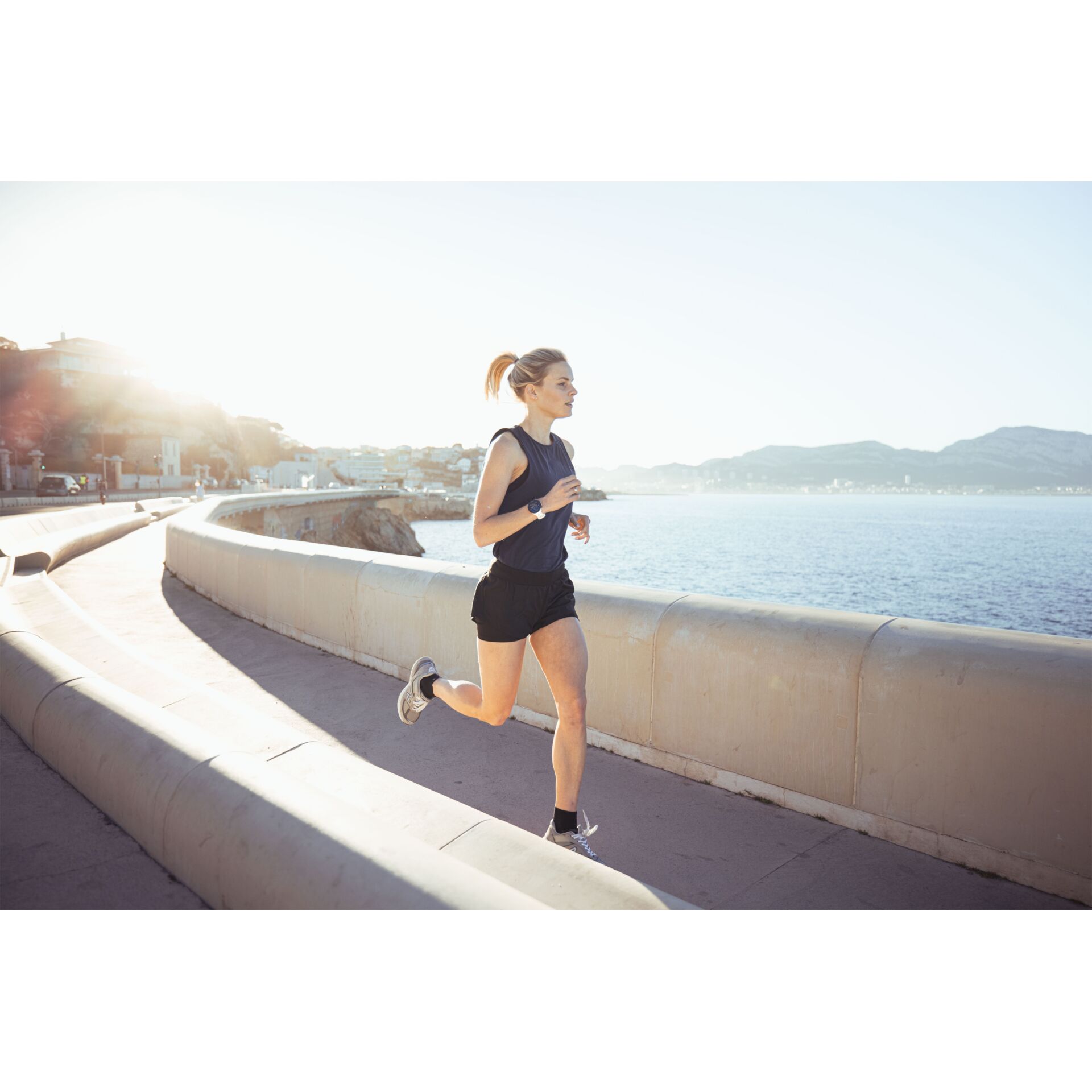 Schuh, Person, Läuft, Armbanduhr, Kurze Hosen