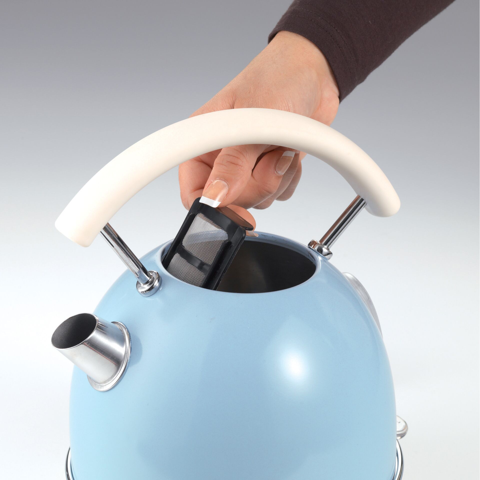 kettle, tea kettle, blue kettle, stainless spout, handle whistle