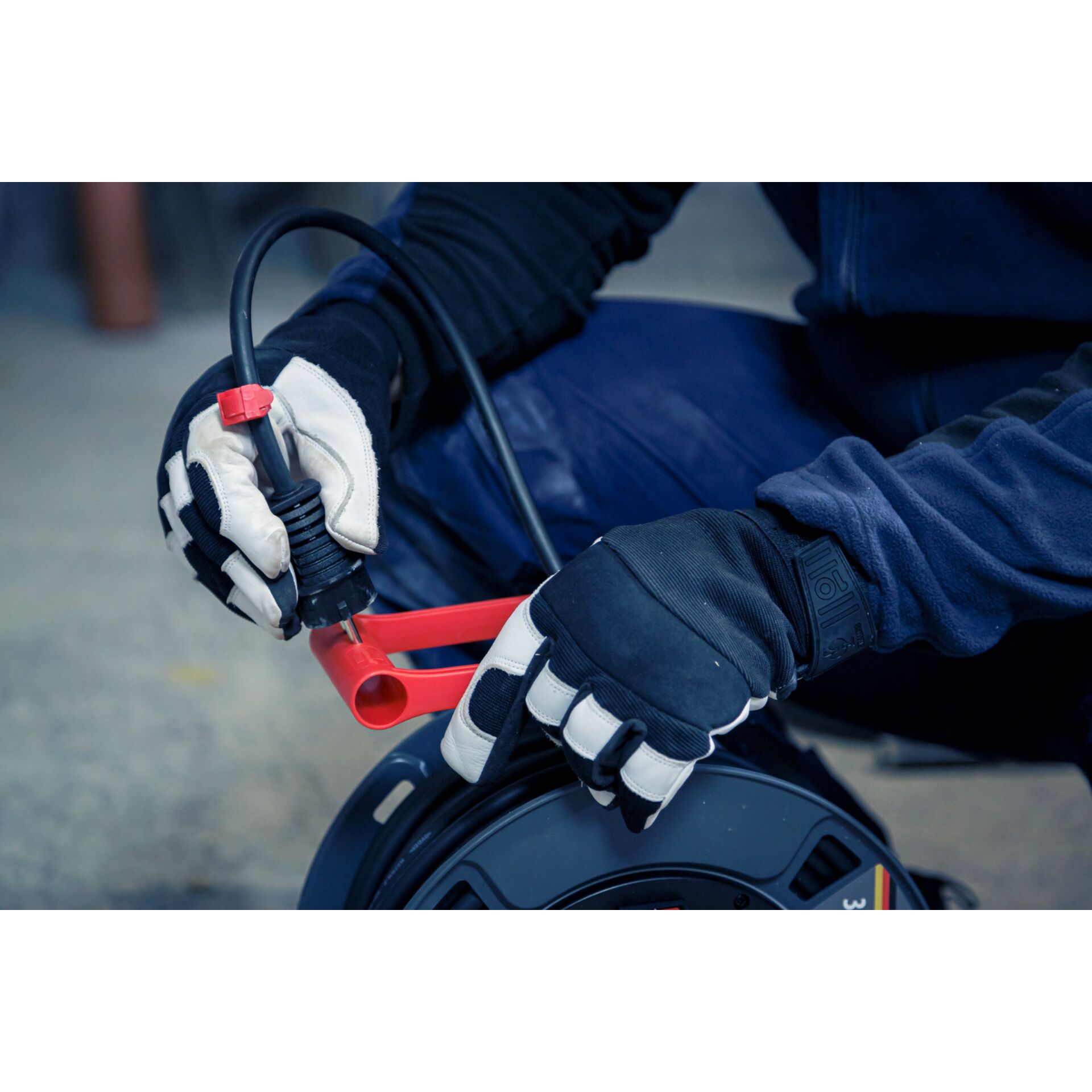 Bekleidung, Handschuh