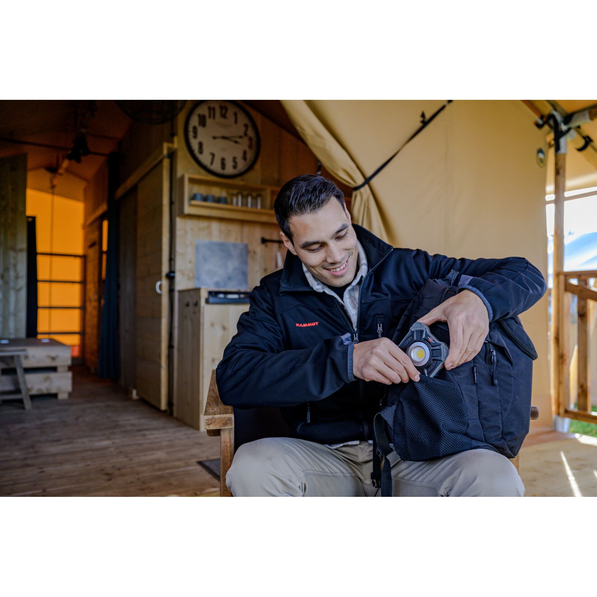 Photographie, Jacke, Innenarchitektur, Mann, Person