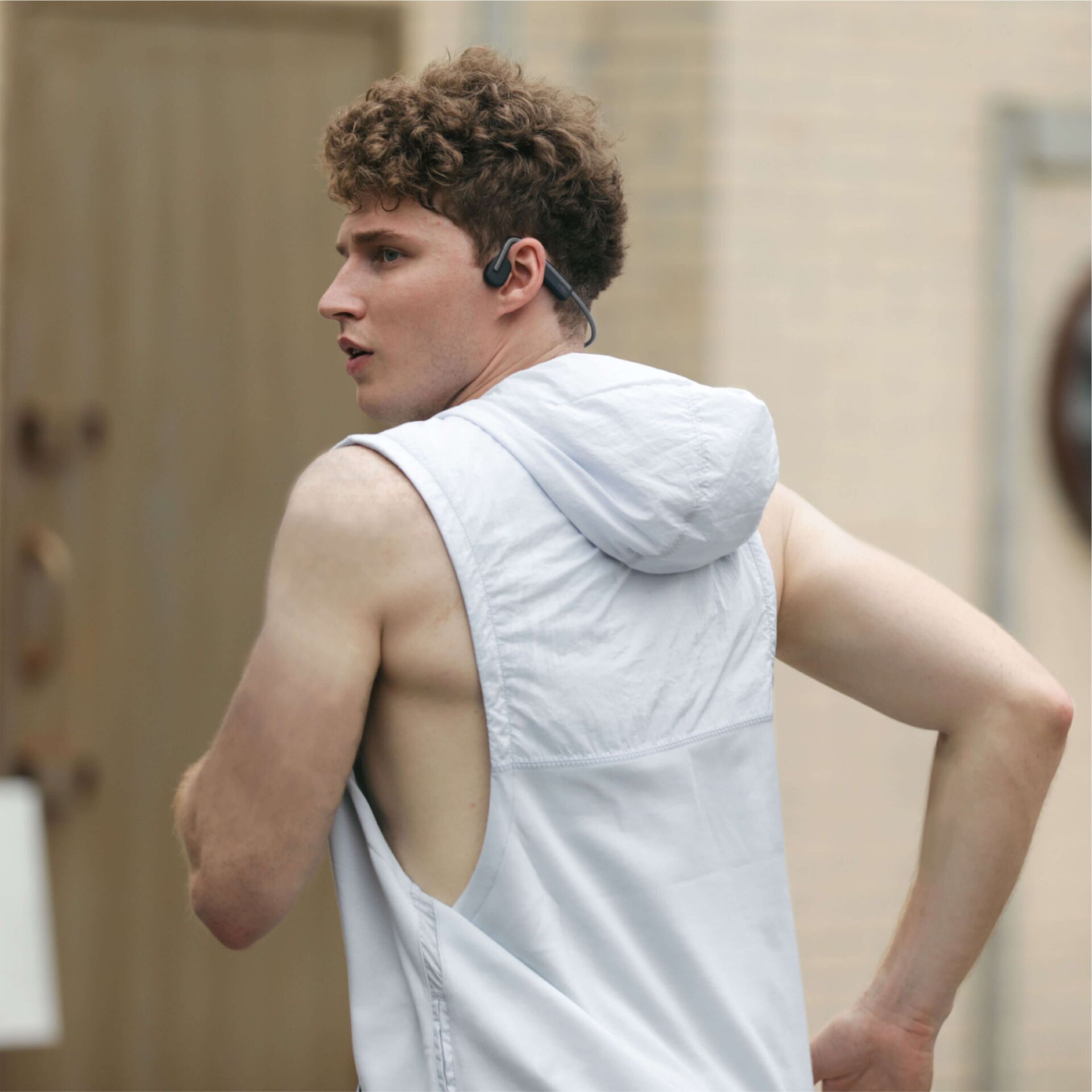 Person, Gesicht, Kopf, Kleidung, Unterhemd