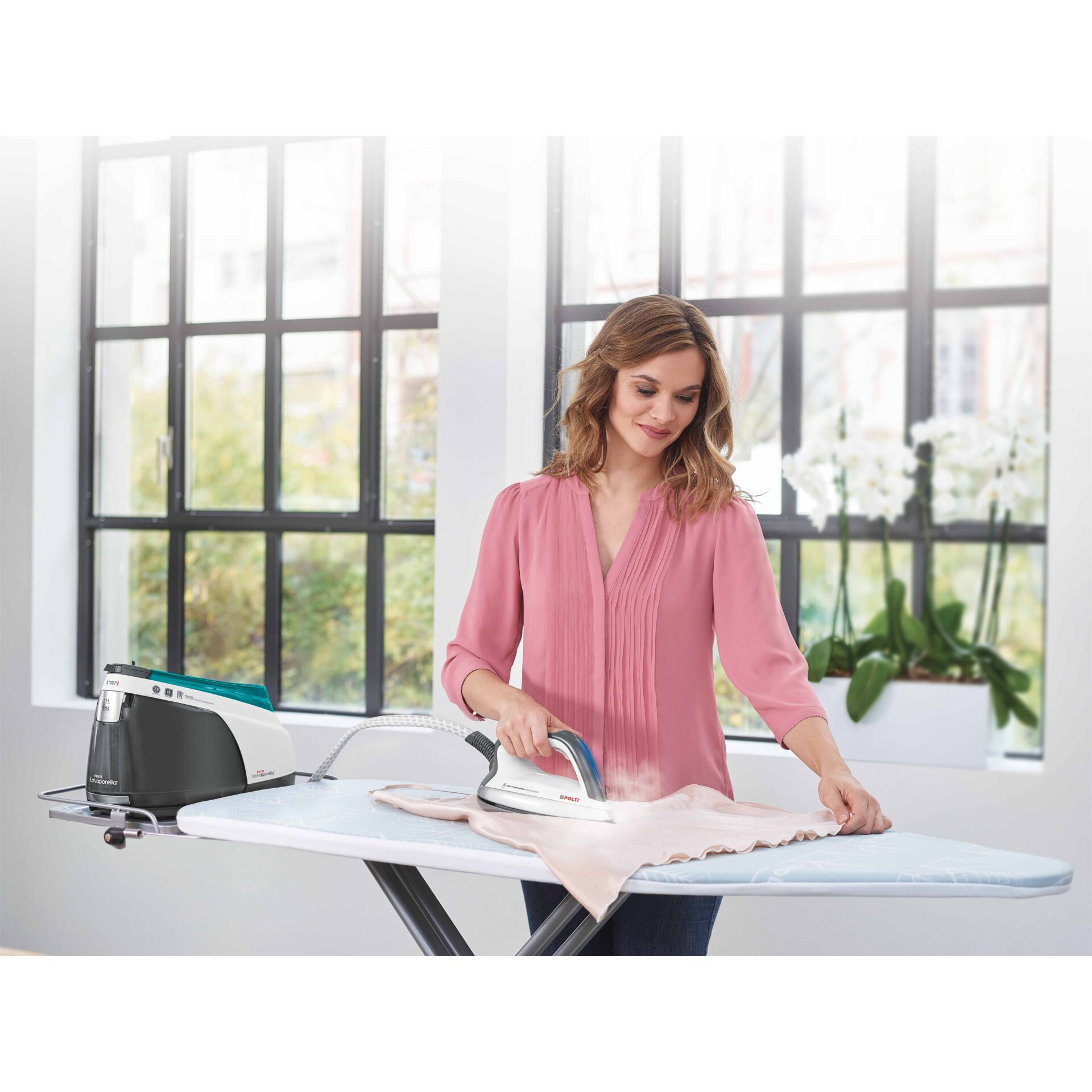 Schreibtisch, Mobiliar, Tabelle, Person, Frau