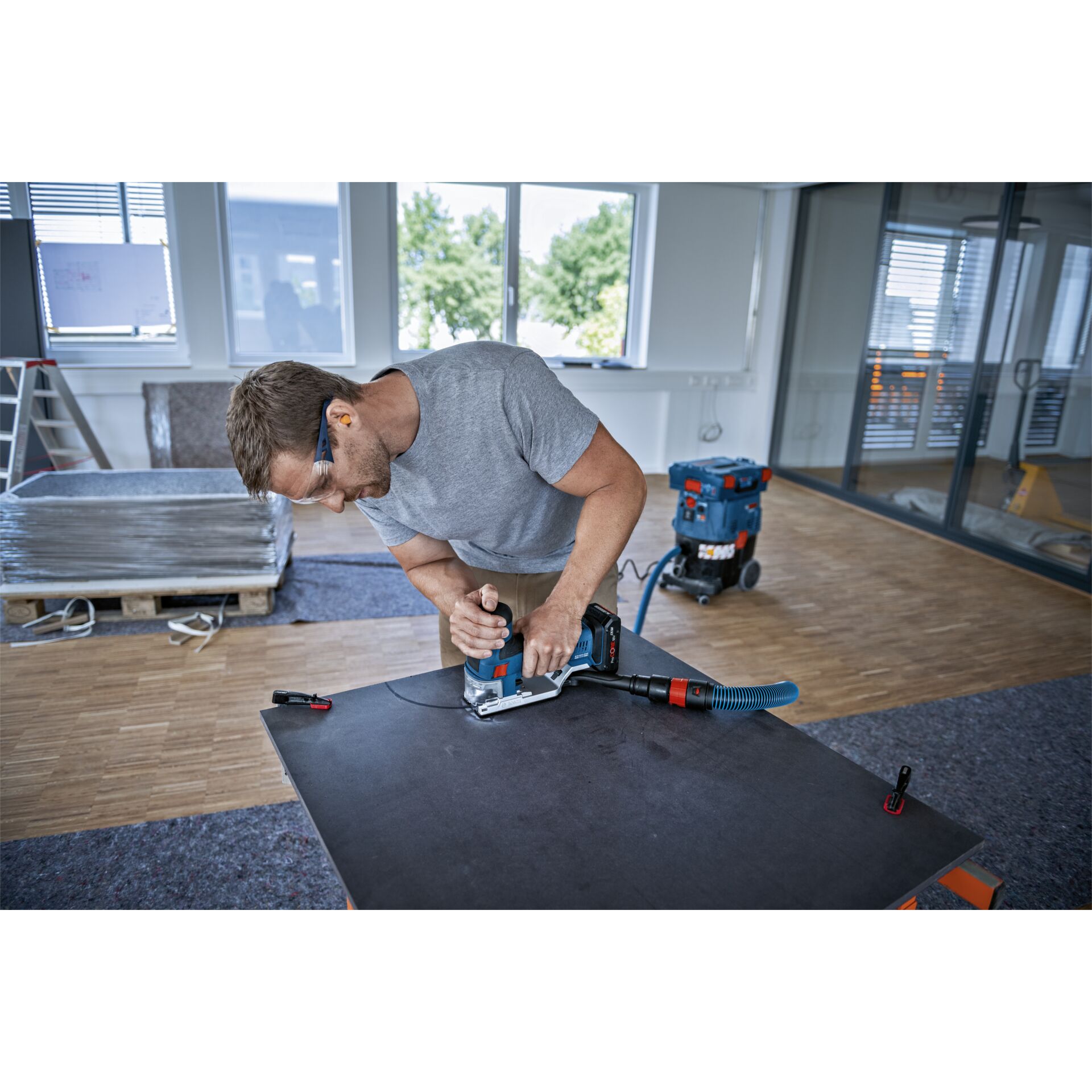 Erwachsener, Männlich, Mann, Person, Innenarchitektur