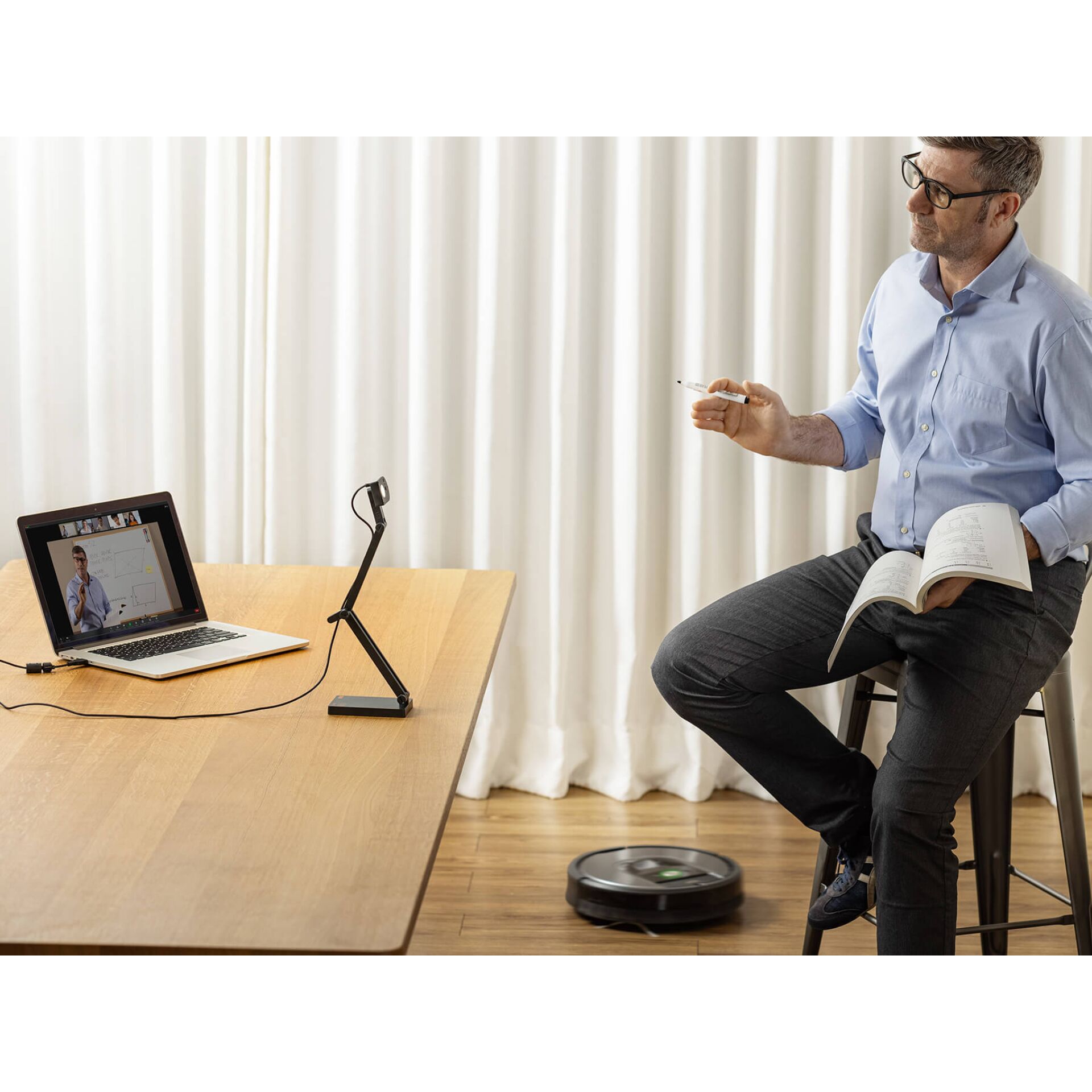 Sitzend, Mobiliar, Tabelle, Schreibtisch, Laptop