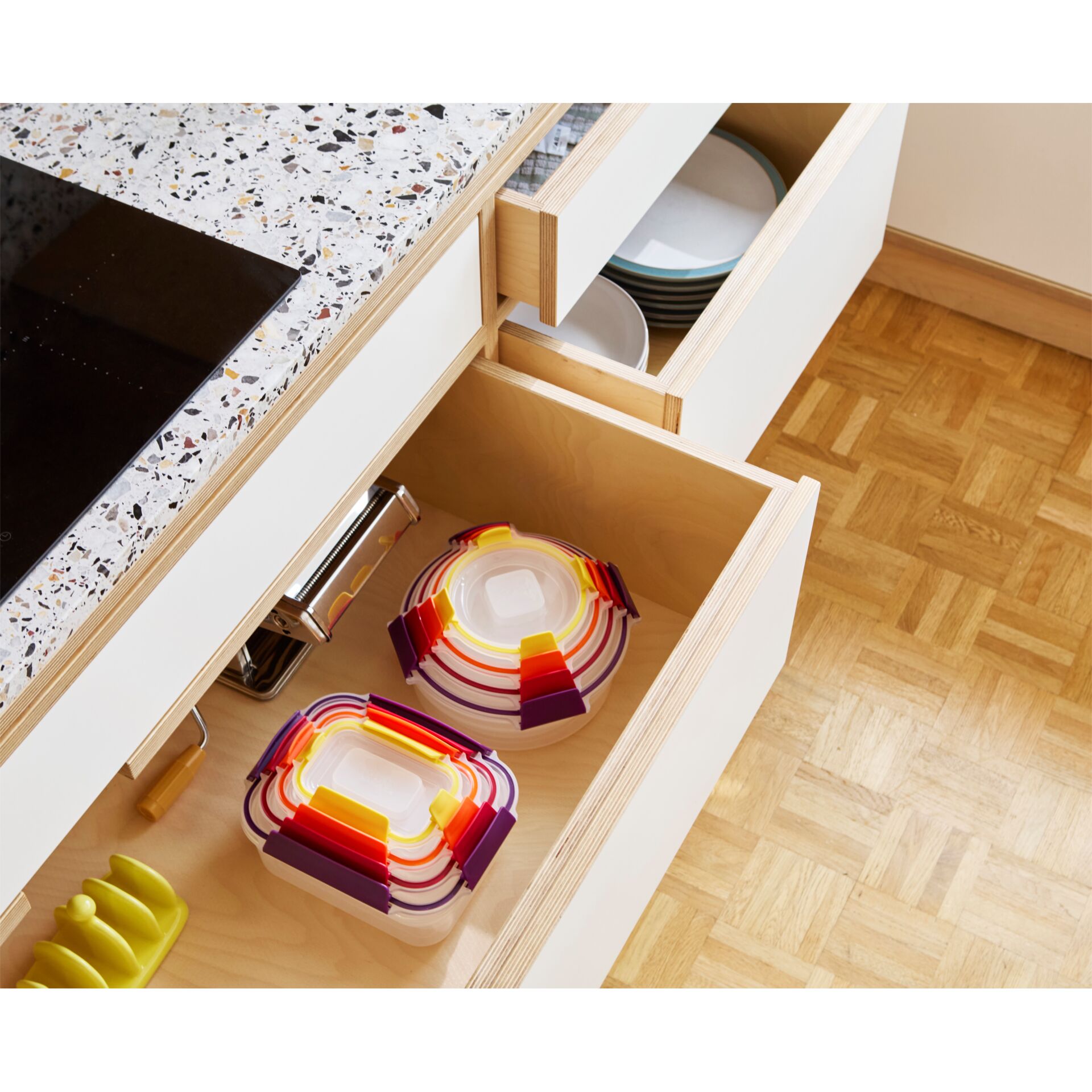 Schublade, Mobiliar, Innenarchitektur, Klebeband, Lippenstift