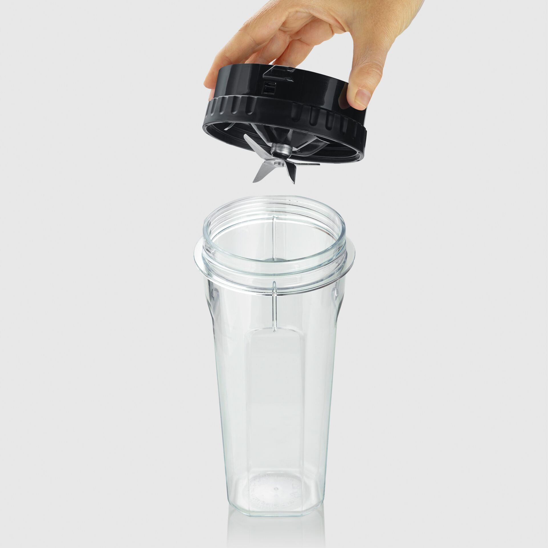 Mixerbecher, Kunststoff, transparent, Schwarzer Messeraufsatz, Edelstahlklingen