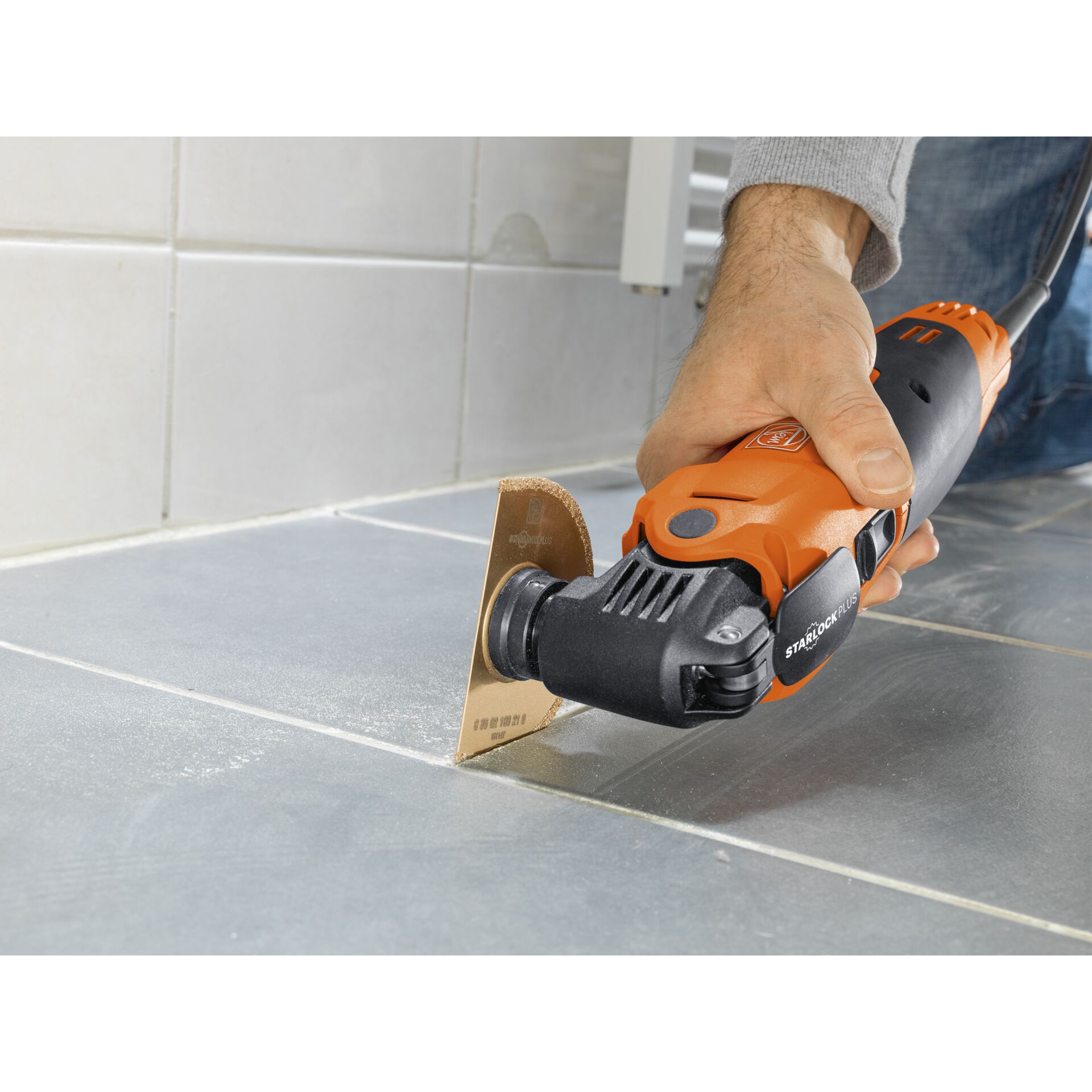 Drinnen, Innenarchitektur, Elektrische Bohrmaschine, Werkzeug, Fußboden