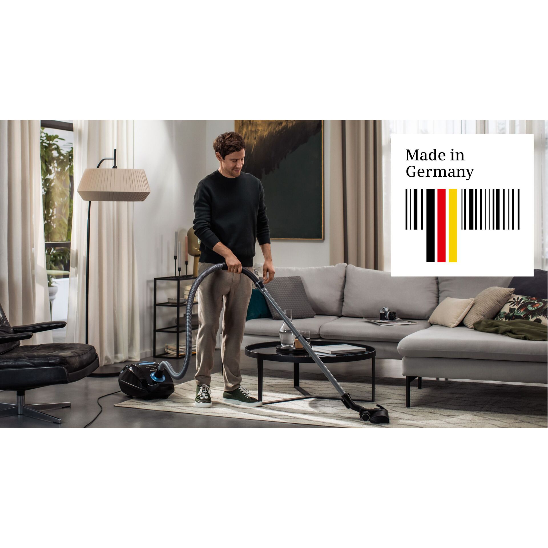 Innenarchitektur, Person, Gras, Schuh, Gerät