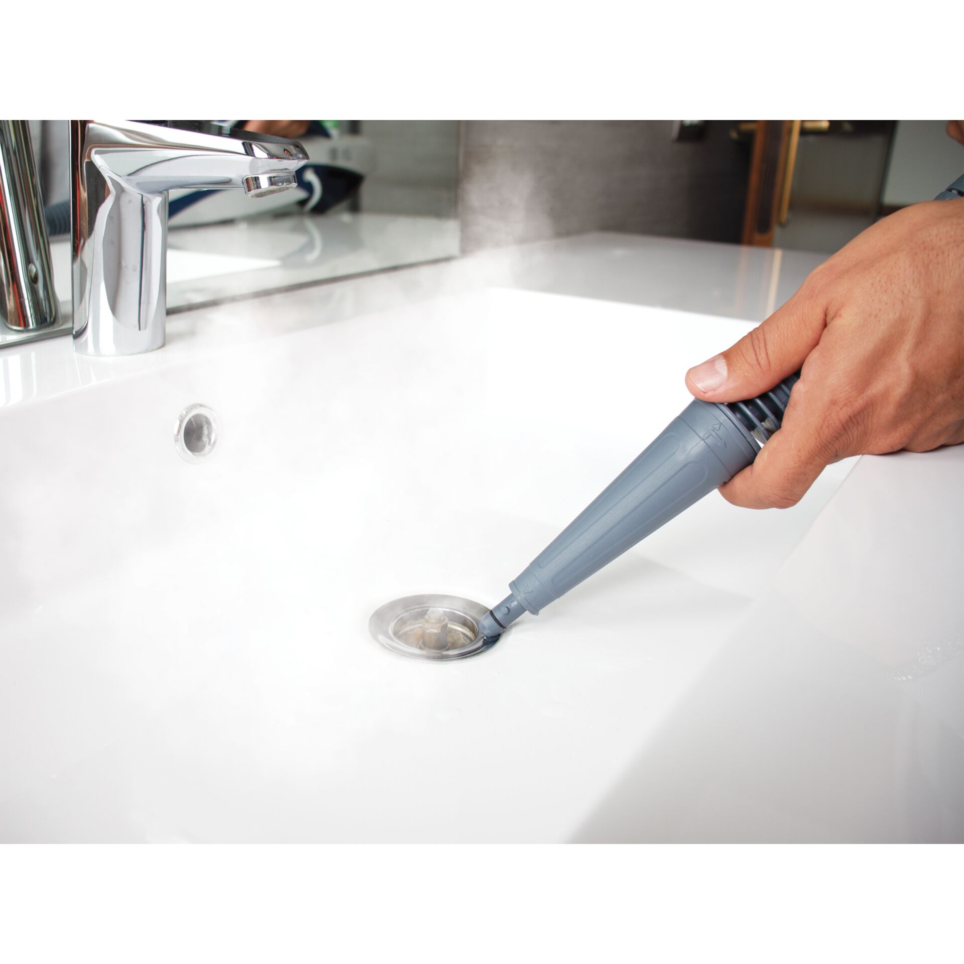 Sinken, Waschbeckenhahn