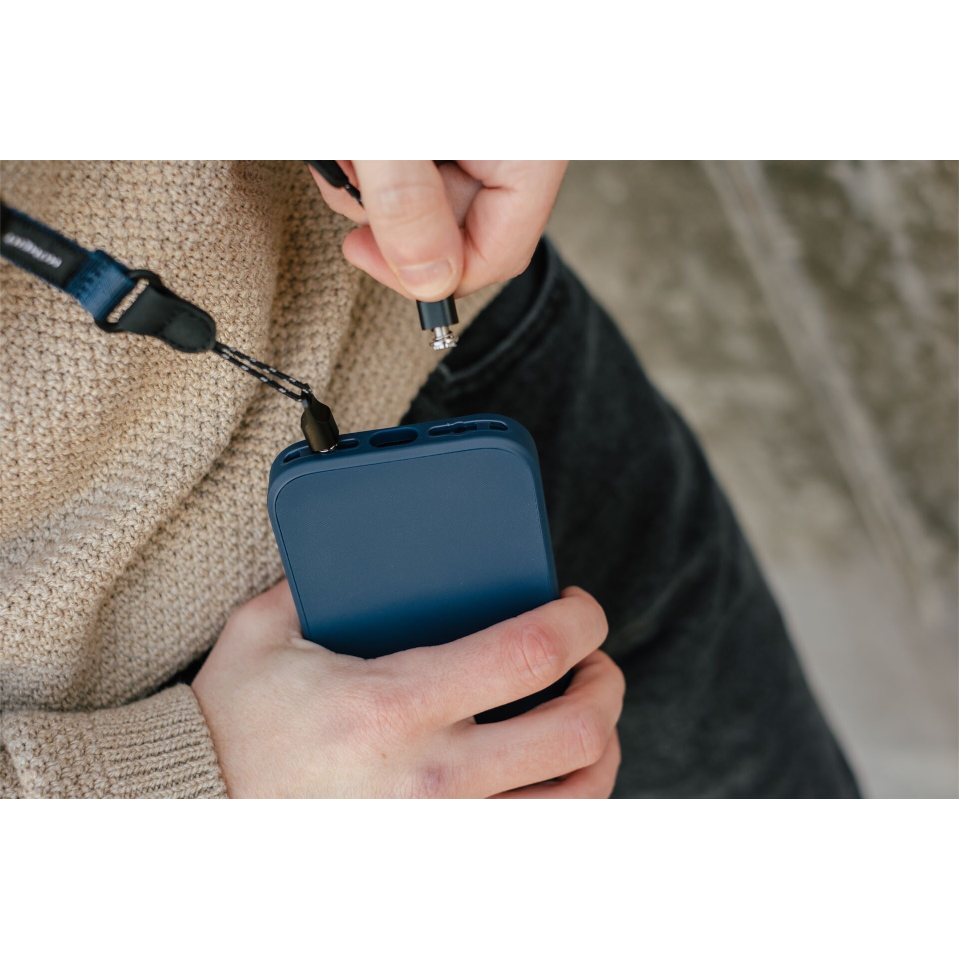 Power Bank, Battery Pack, USB-C, Blue, Lanyard