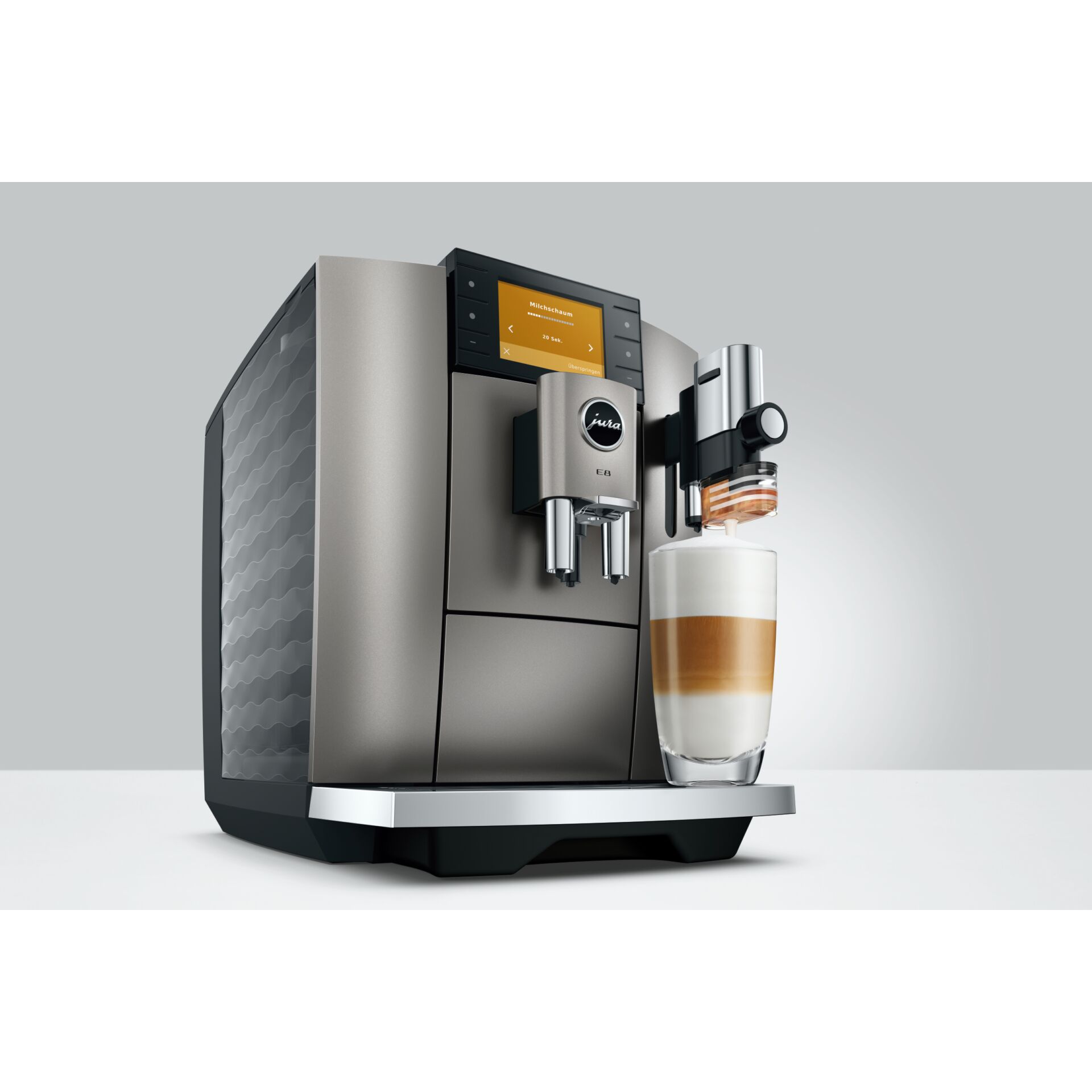 Kaffeemaschine, Espresso-Maschine, Milchschaum, Barista-Gerät, Glas mit Latte Macchiato