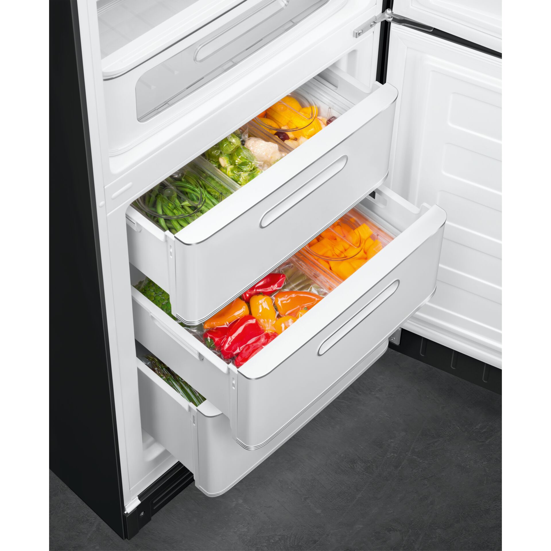 Gerät, Elektrisches Gerät, Kühlschrank, Gerät, Elektrisches Gerät, Kühlschrank, Kühlschrank, Schublade, Frischebox, Gemüse, Früchte