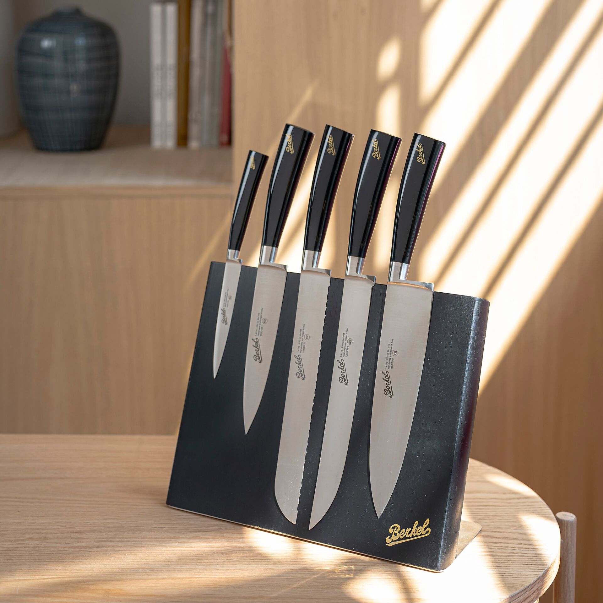 messer-set, Kochmesser, Edelstahl, schwarze Griffe, Aufbewahrungständer
