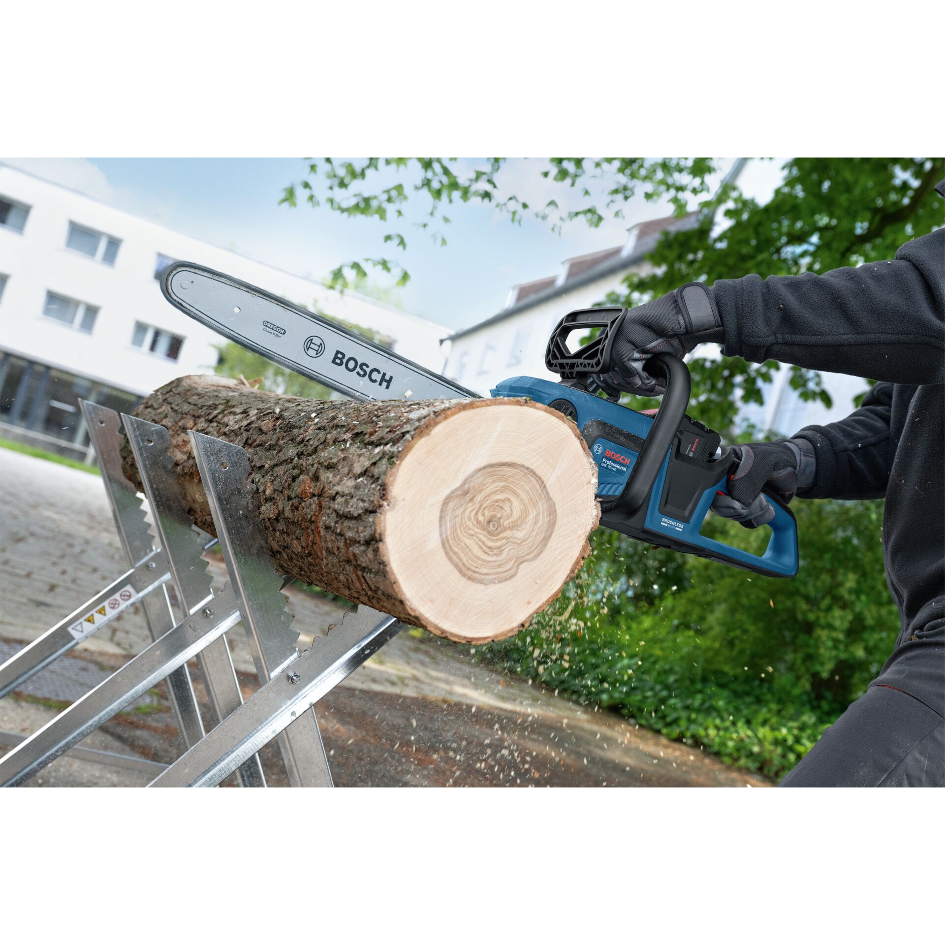 Kettensäge, Bosch, Sägekette, Baumstamm, Holzschnitt