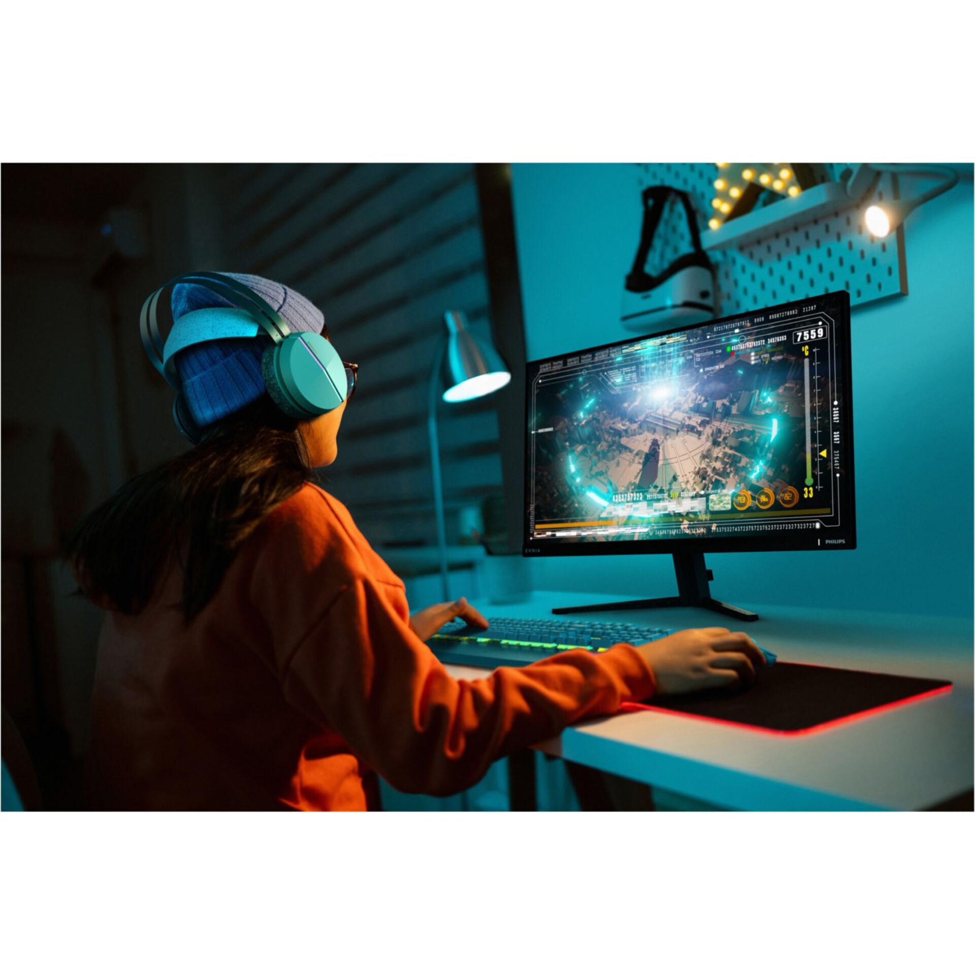 Gaming PC, Gaming setup, Kopfhörer, RGB-Tastatur, Monitor