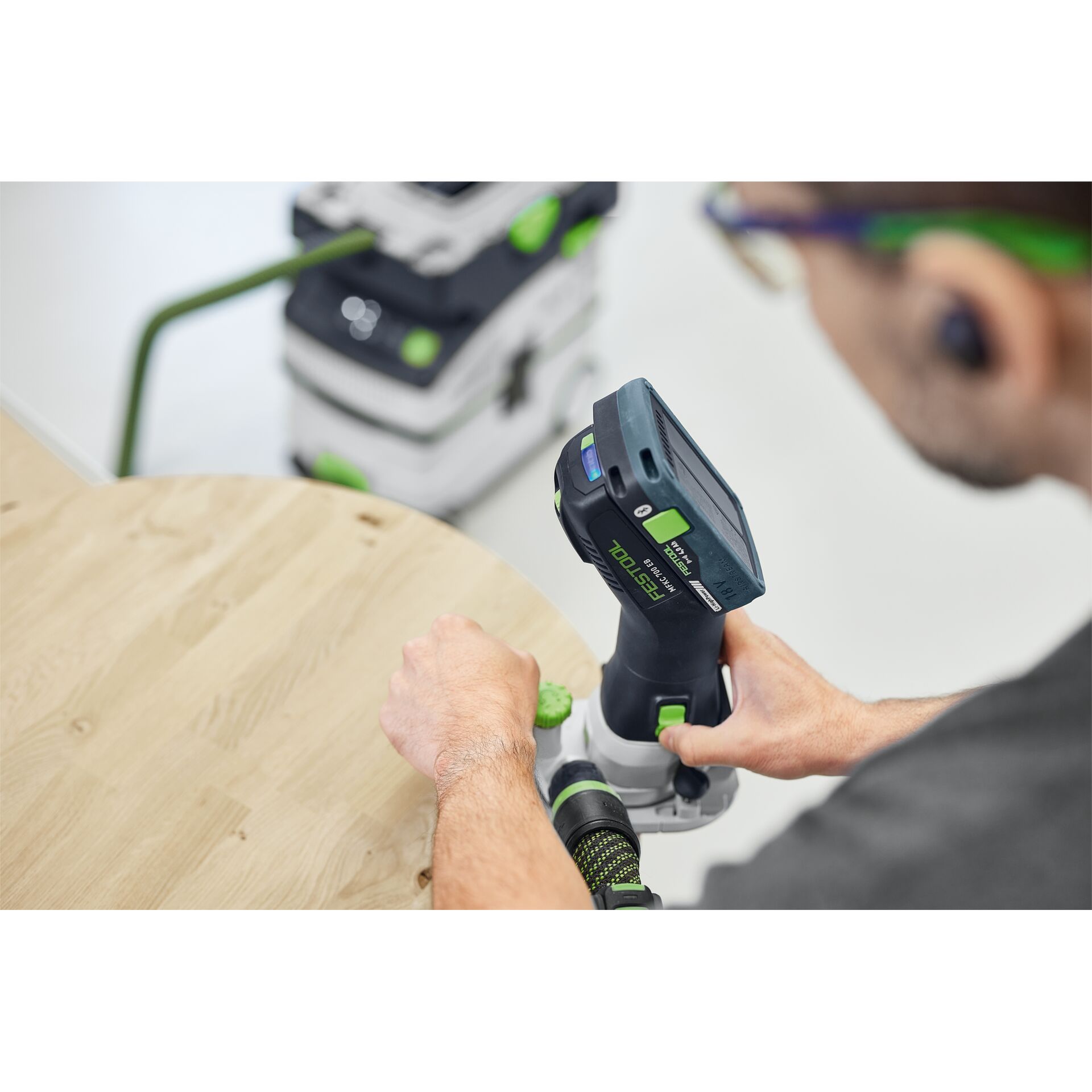 Innenarchitektur, Erwachsene, Männlich, Mann, Person, Innenarchitektur, Erwachsene, Männlich, Mann, Person