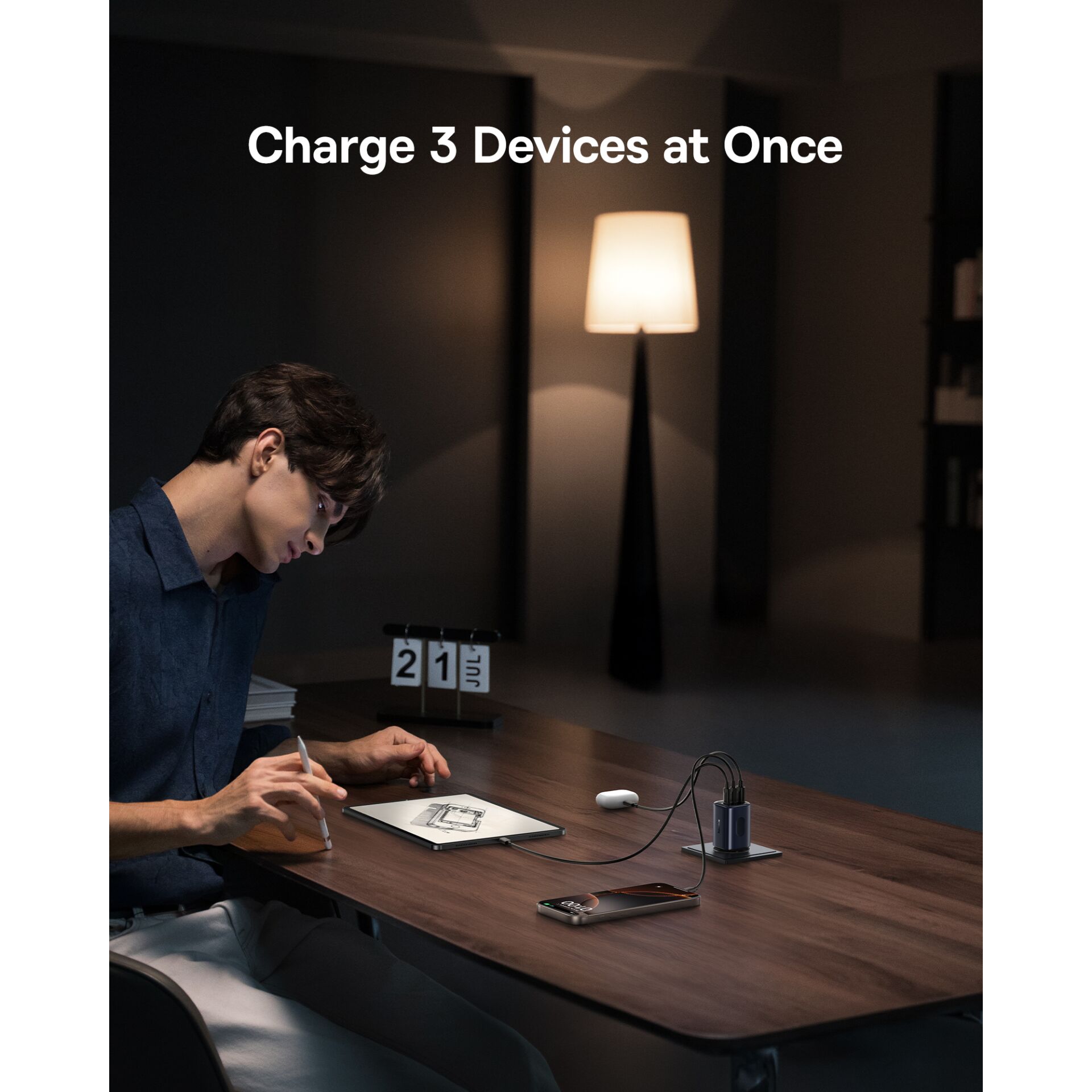 Tabelle, Lampe, Handy, Sitzend, Innenarchitektur