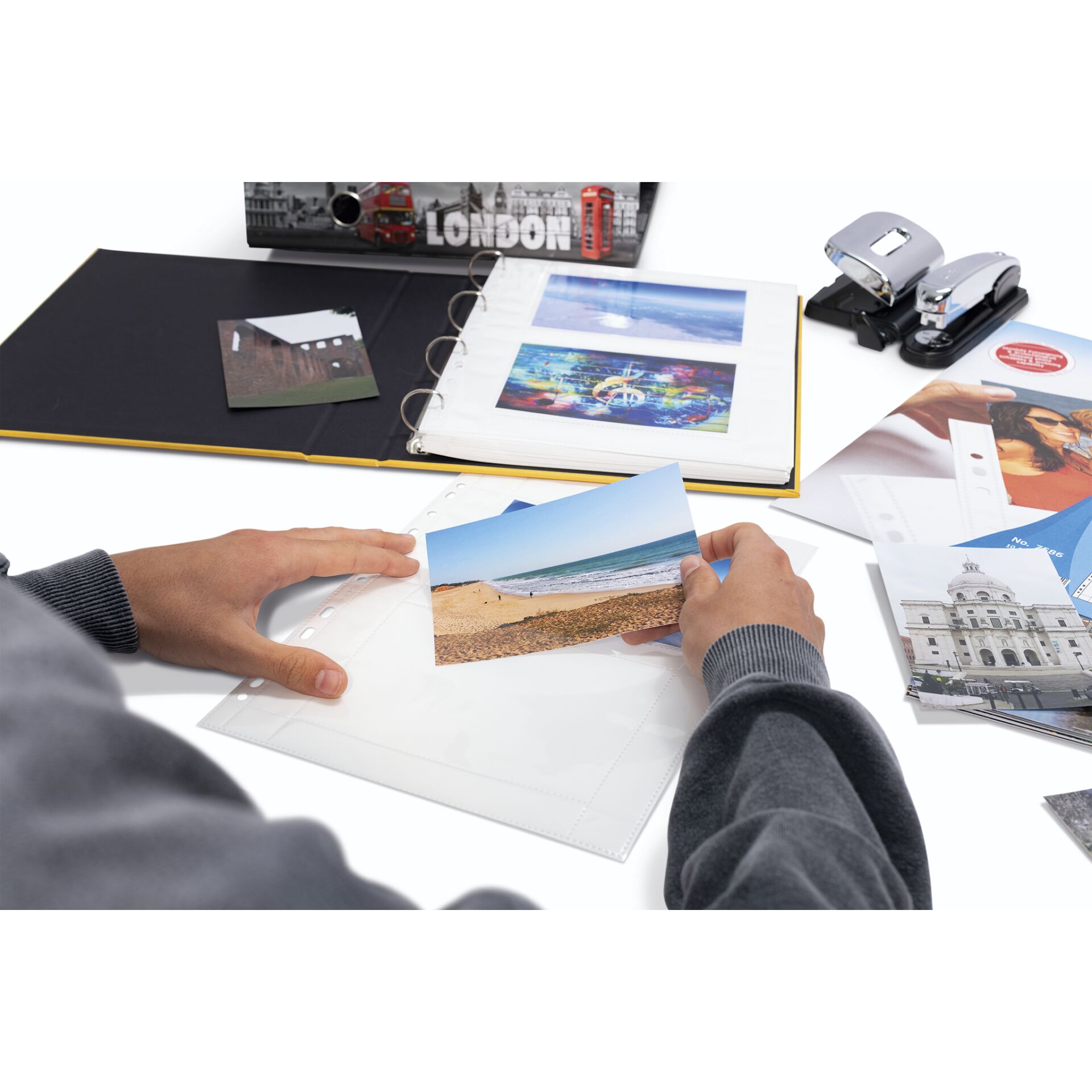 Werbung, Plakat, Person