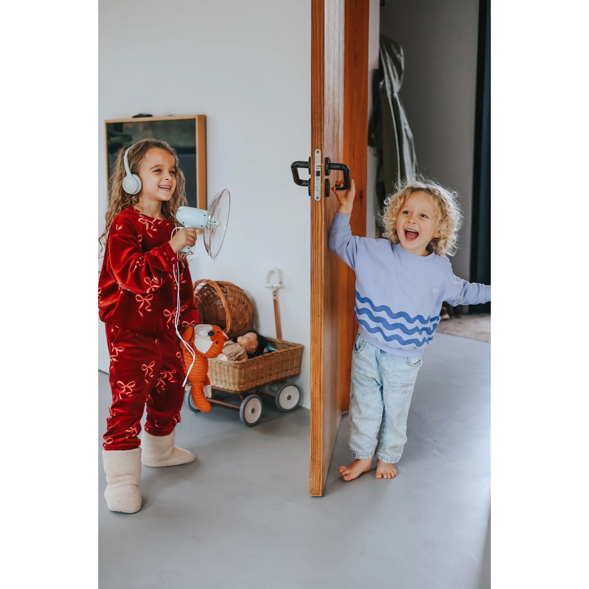 Kinder, Kleidung, Pullover, Sweatshirt, Haushaltsspielzeug