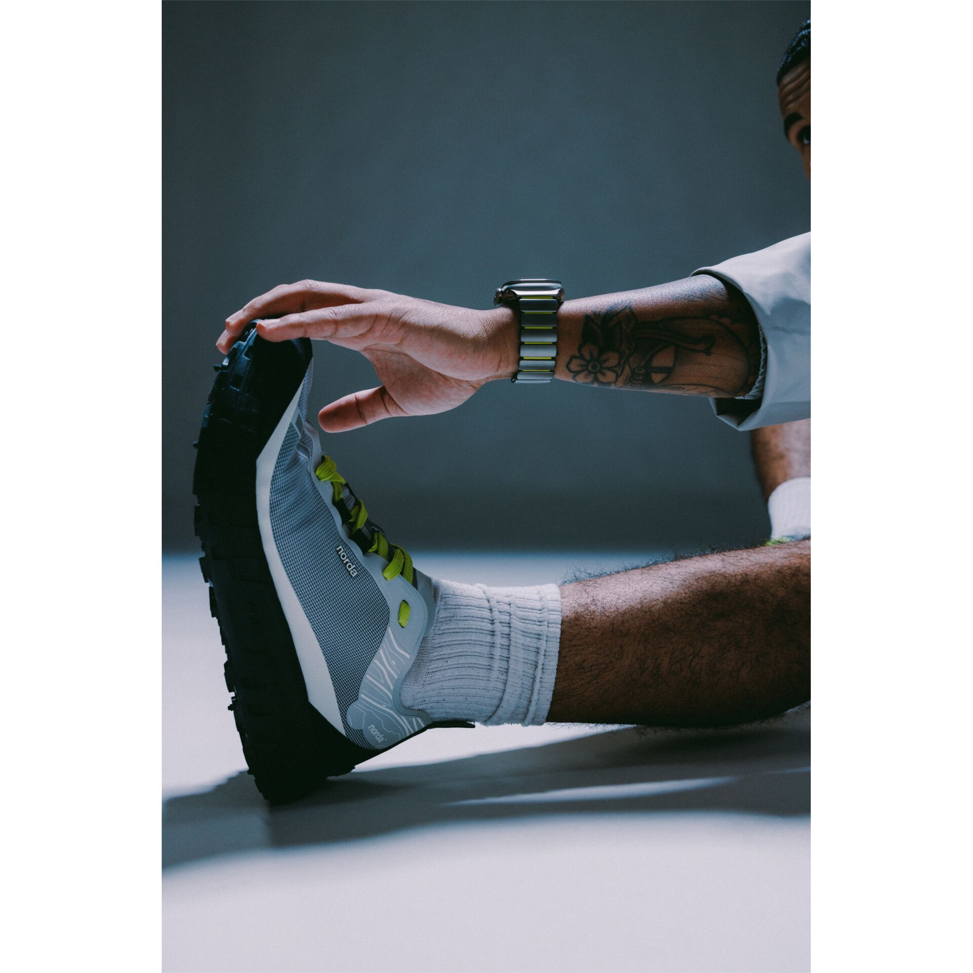 Schuh, Sneaker, Erwachsener, Mann, Person