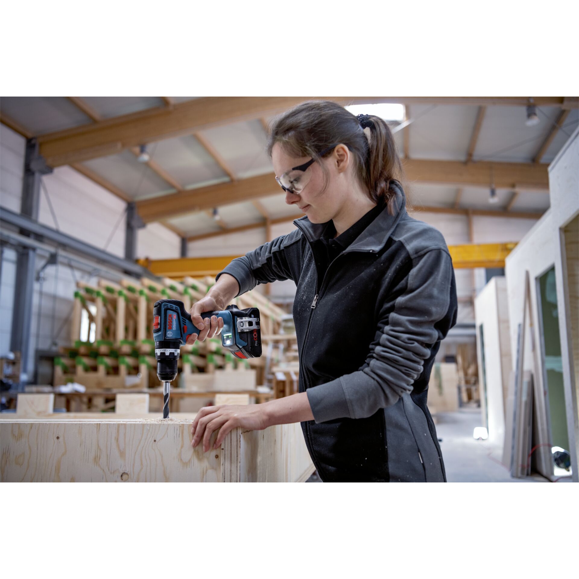 Gerät, Elektrische Bohrmaschine, Werkzeug, Drinnen, Innenarchitektur
