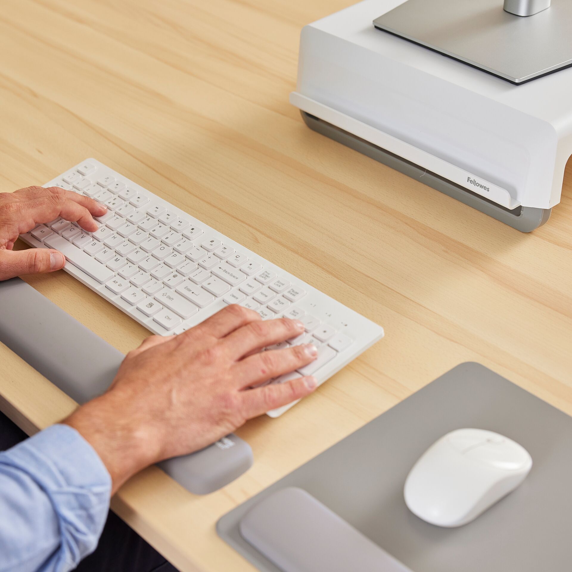 Computerausrüstung, Computer-Tastatur, Hardware, Mann, Person