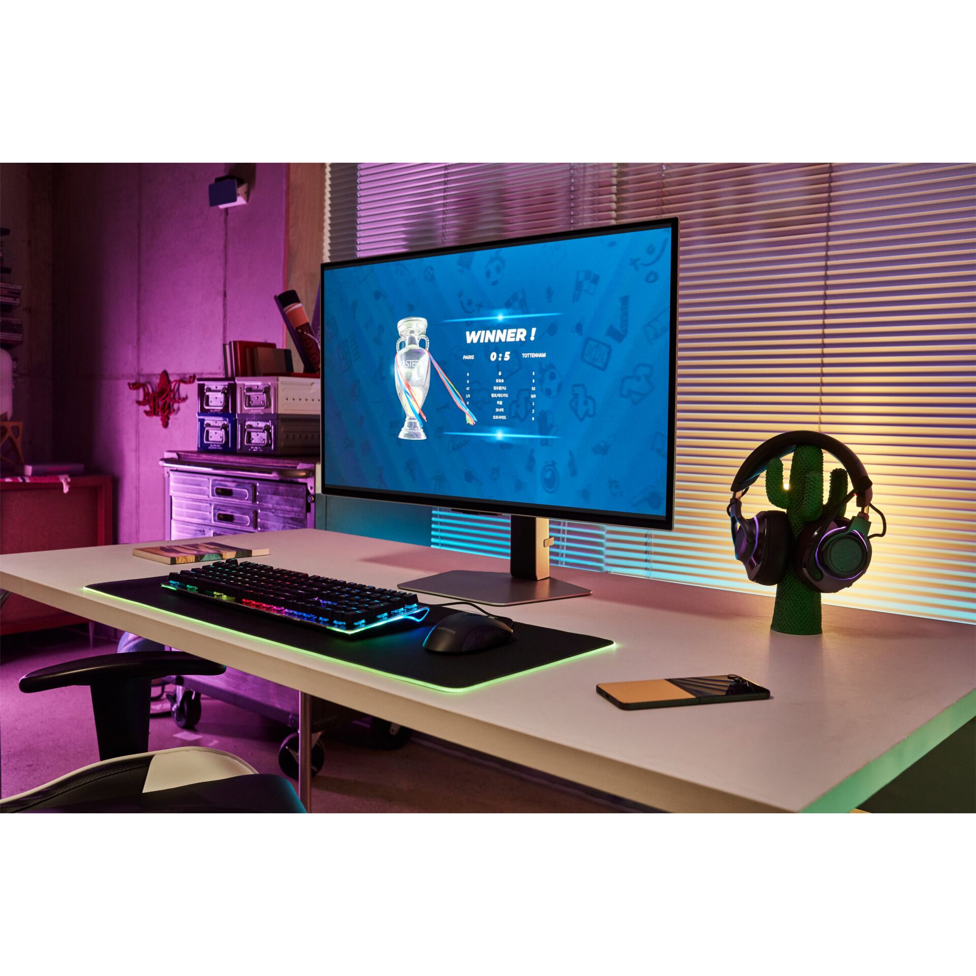 Tabelle, Schreibtisch, Computer, Computer-Tastatur, Bildschirm