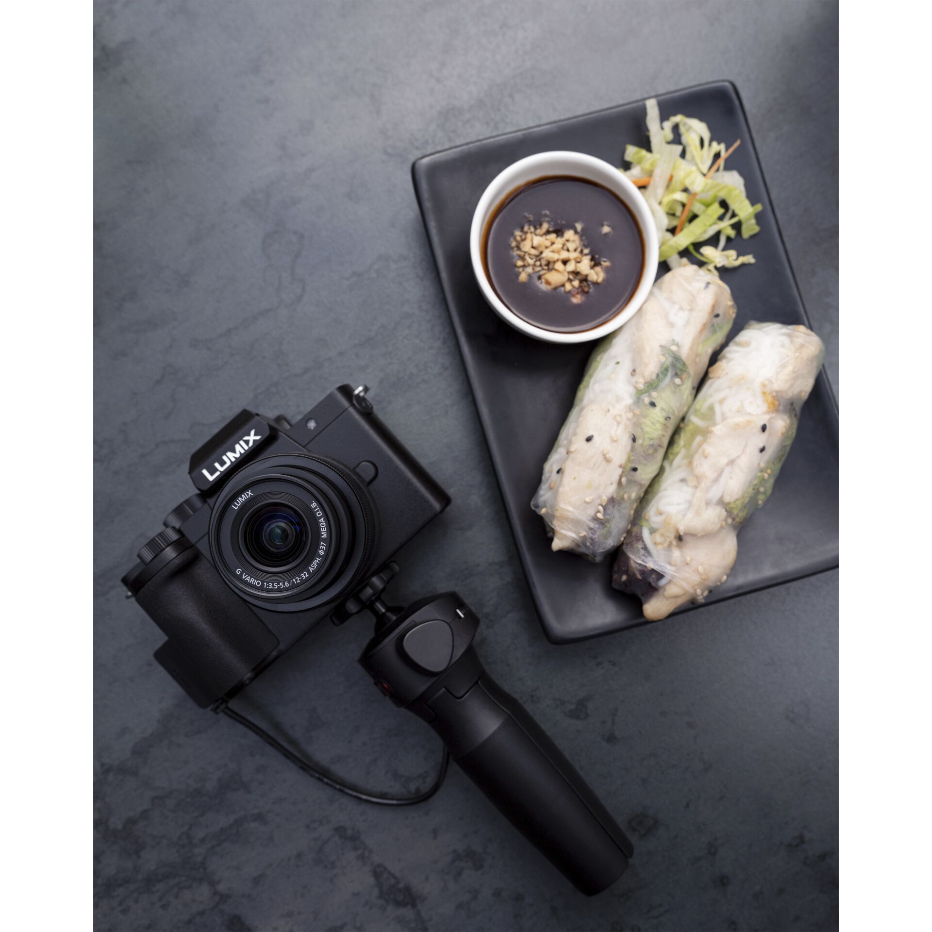 Essen, Präsentation des Essens, Kamera, Videokamera, Photographie