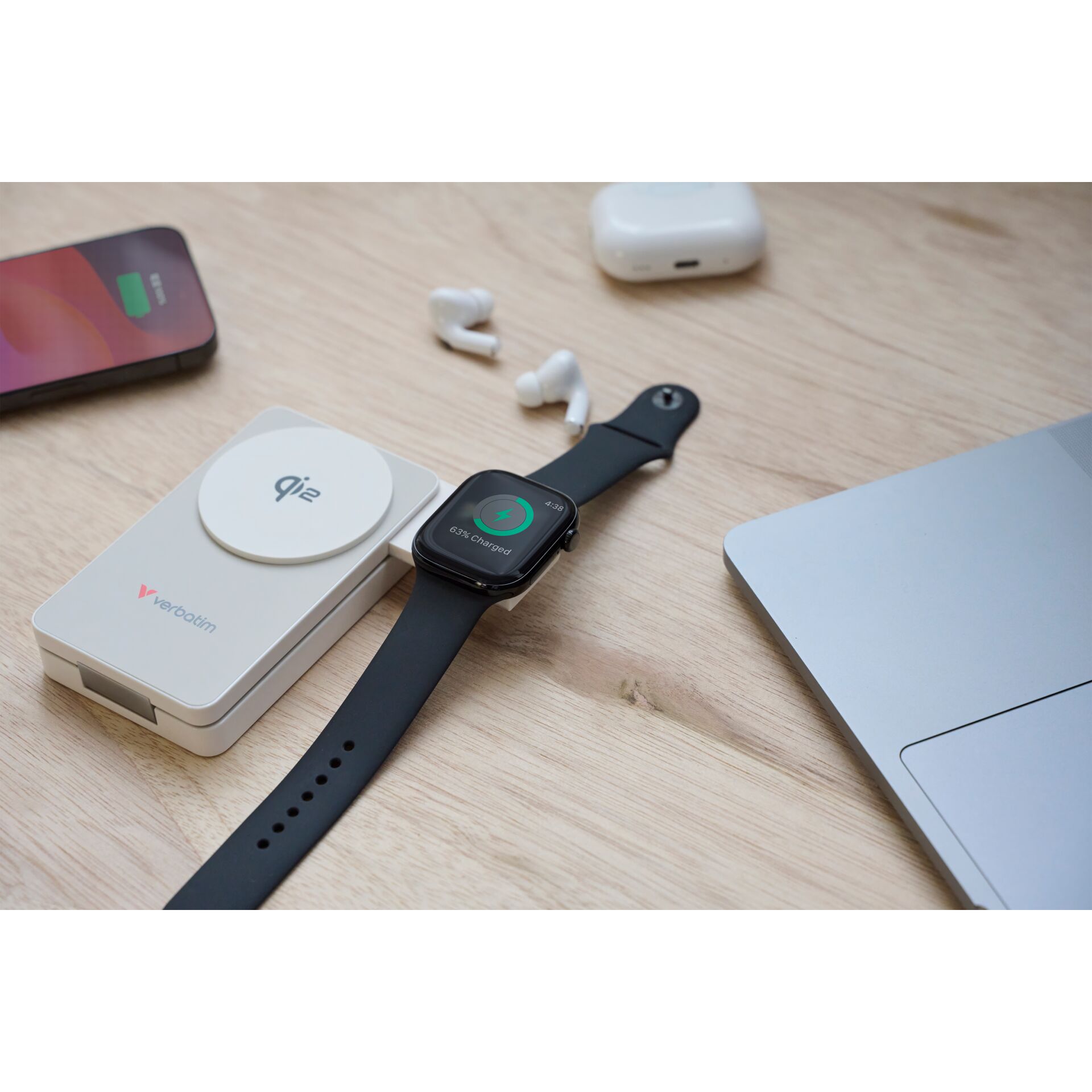 smartwatch, Ladepuck, kabelloses Laden, AirPods, Laptop