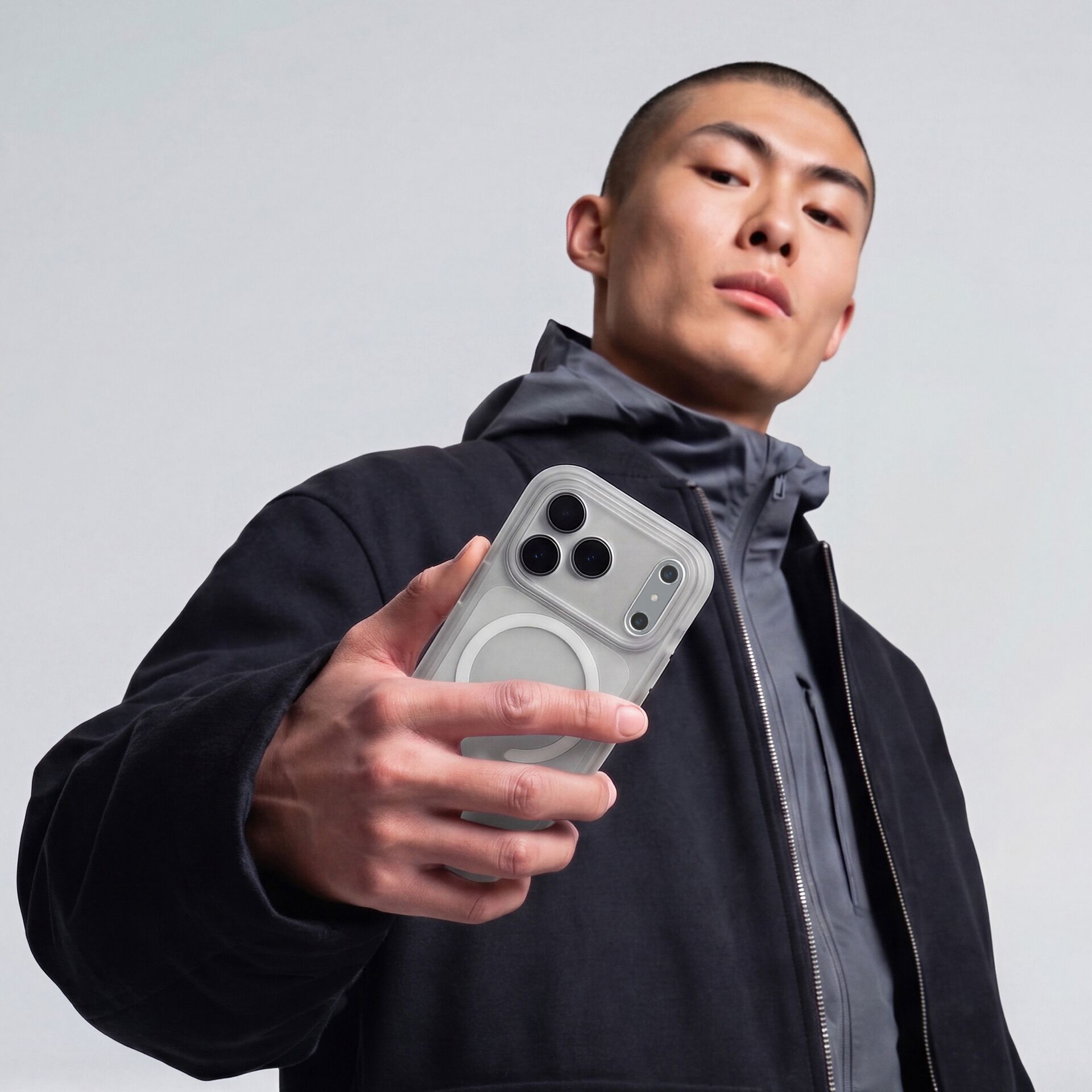 Smartphone, Handy-Schutzhülle, Quad-Kamera, Silicone-Hülle, Mann mit Jacke