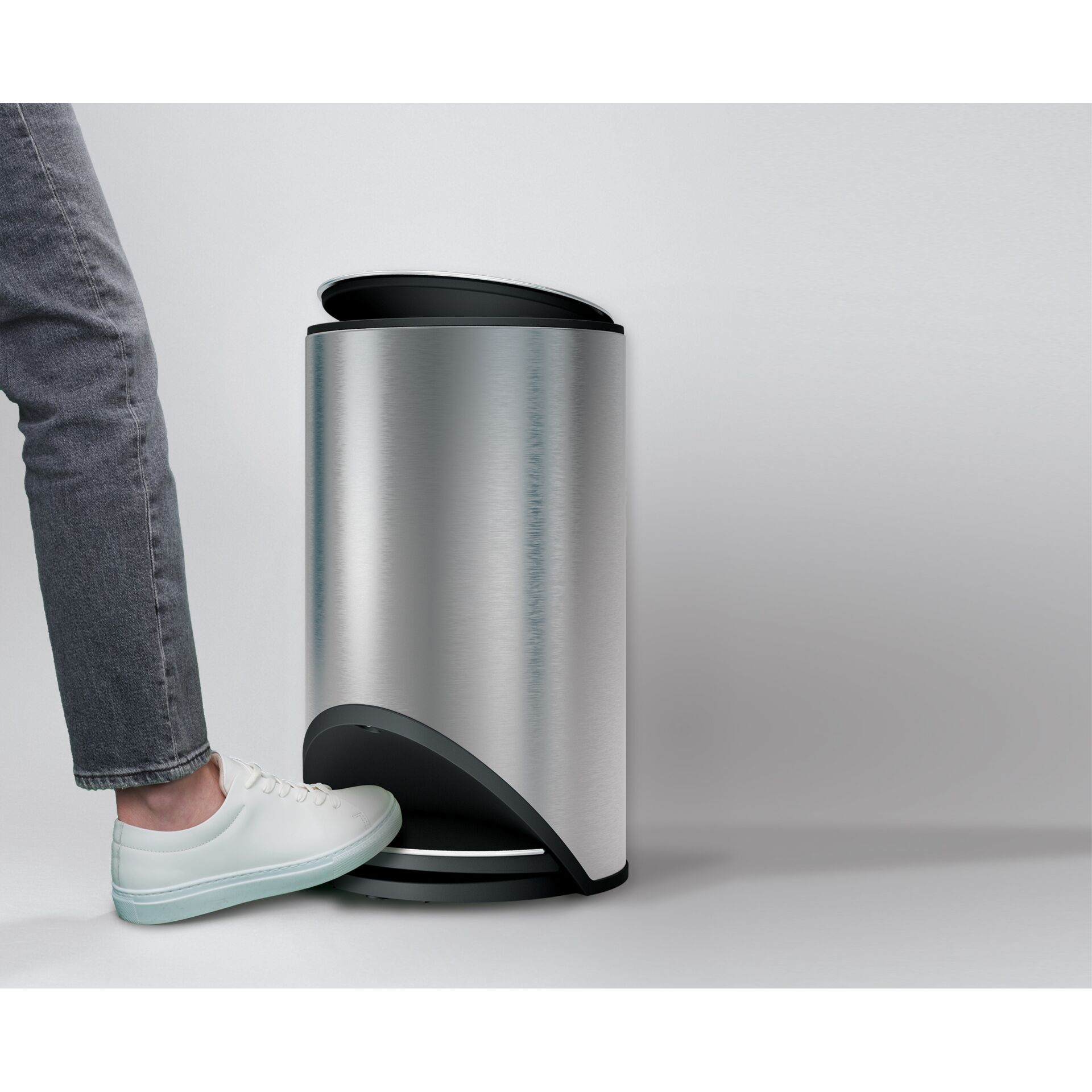 Tonne, Schlank, Edelstahl, Schuhtritt, Mülleimer