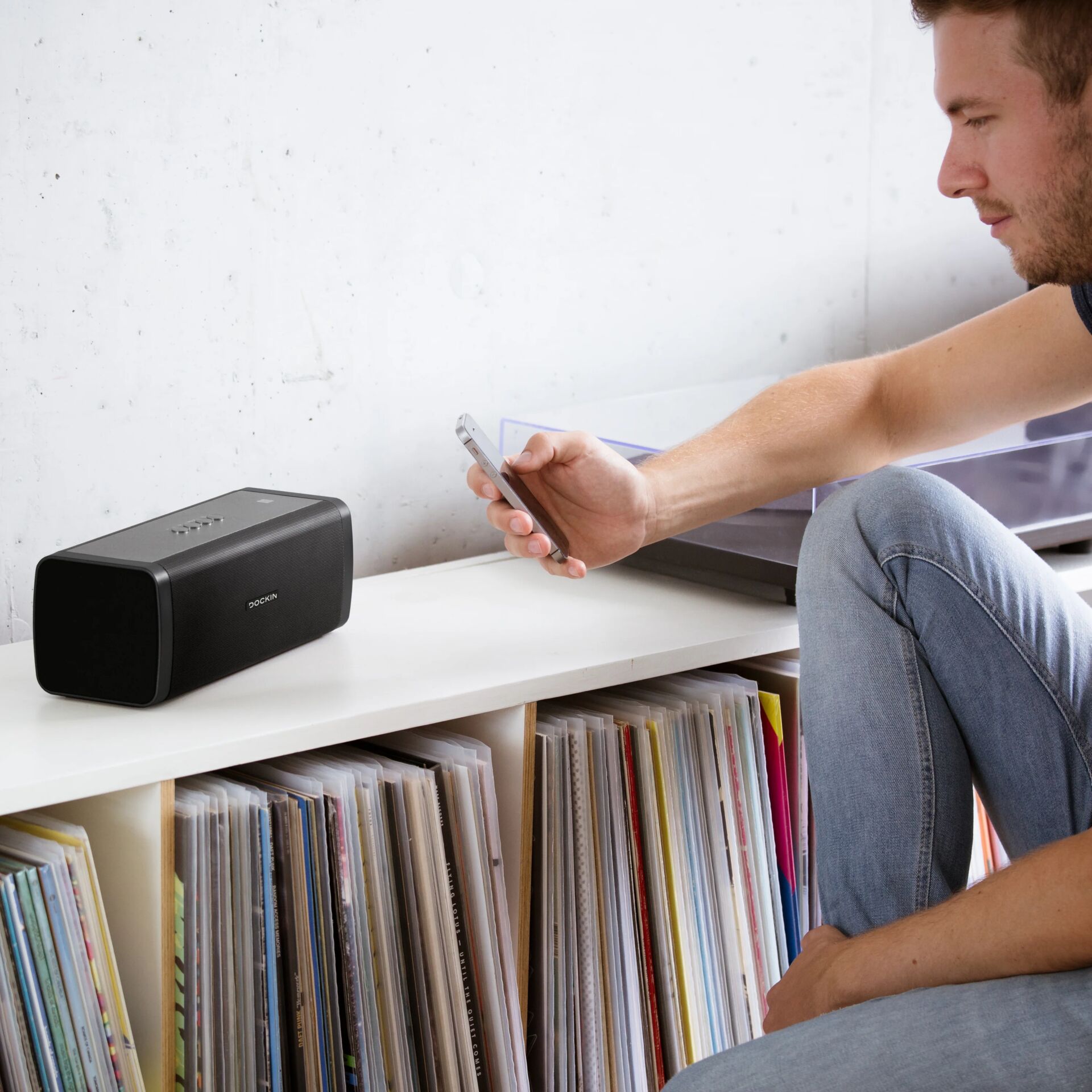 Moebel, Handy, Telefon, Person, Regal