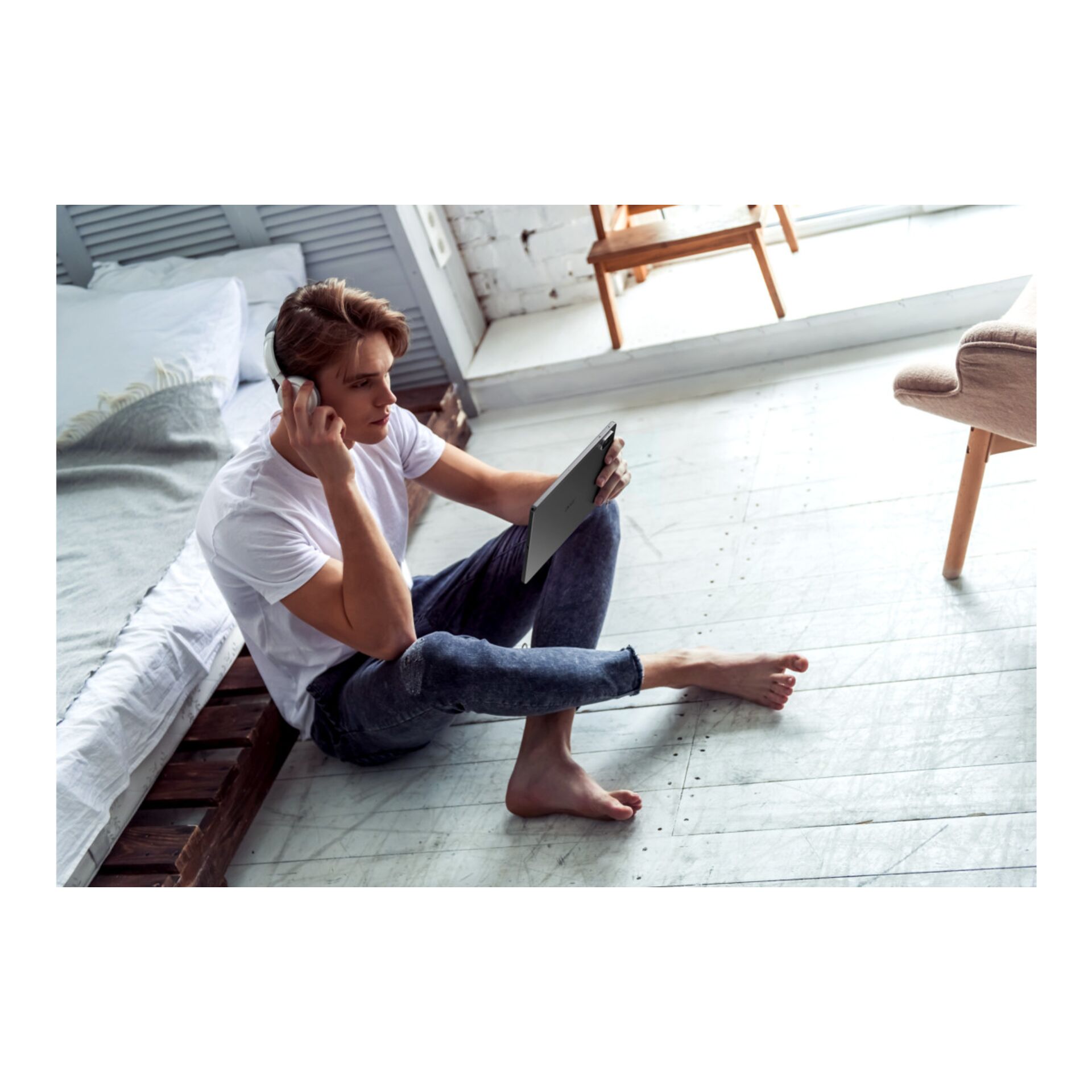 Person, Sitzen, Hosen, Kopf, Gesicht