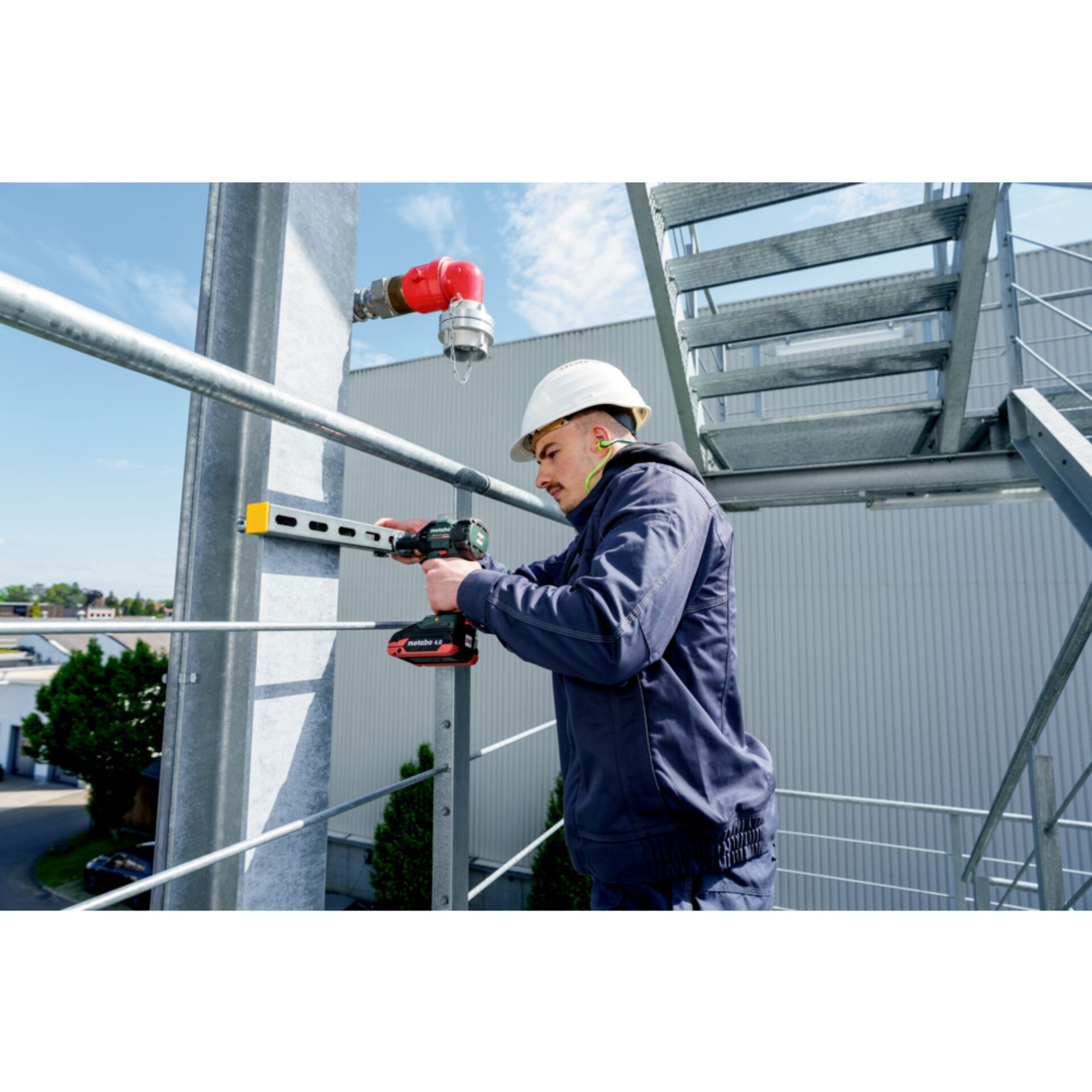 Person, Arbeiter, Helm, Person, Arbeiter, Helm, Person, Arbeiter, Helm, Person, Arbeiter, Helm, Person, Arbeiter, Helm, Person, Arbeiter, Helm, Person, Arbeiter, Helm