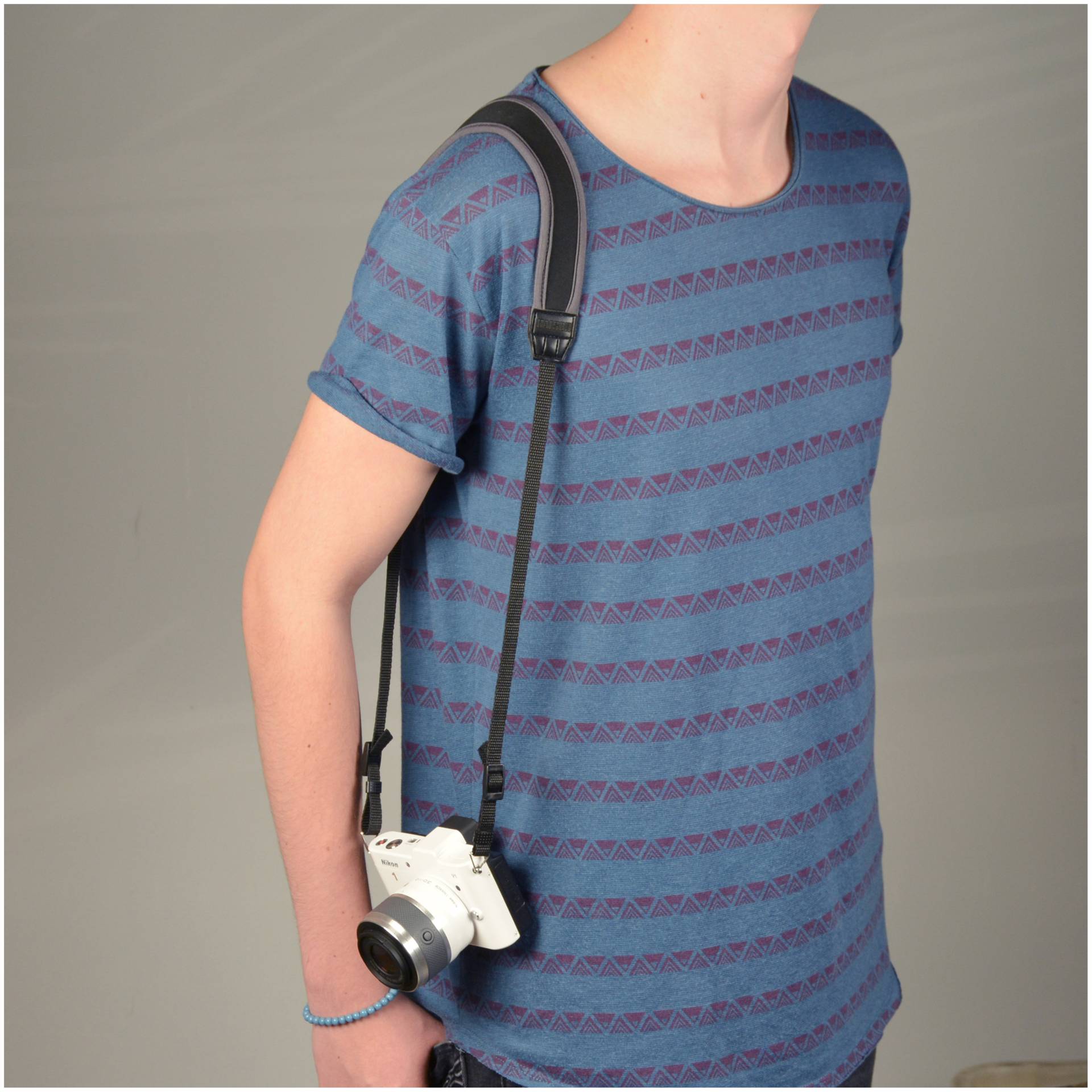 Bekleidung, T-shirt, Zubehör, Riemen