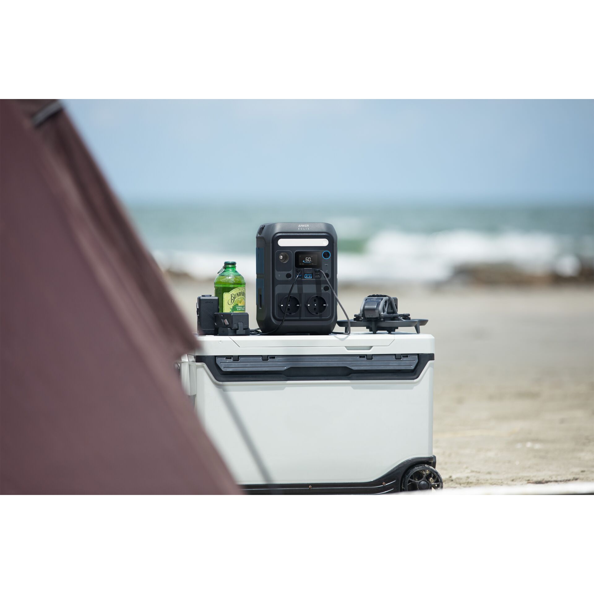 Gerät, Kühler, Elektrisches Gerät, Gerät, Kühler, Elektrisches Gerät