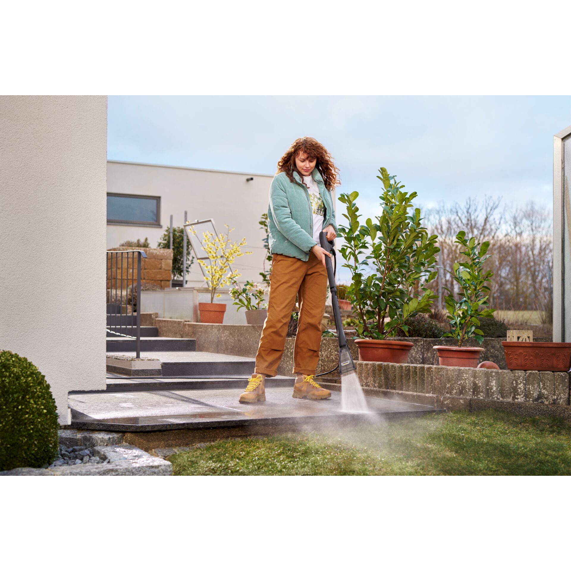 Gras, Innenarchitektur, Garten, Schuh, Person