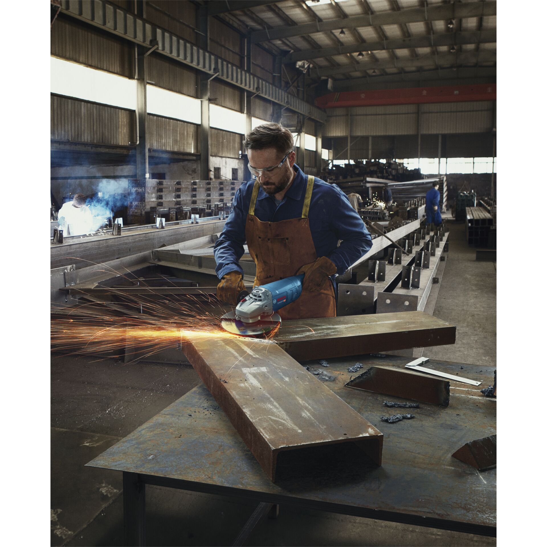 Elektrische Bohrmaschine, Werkzeug, Kleidung, Handschuh, Fabrik